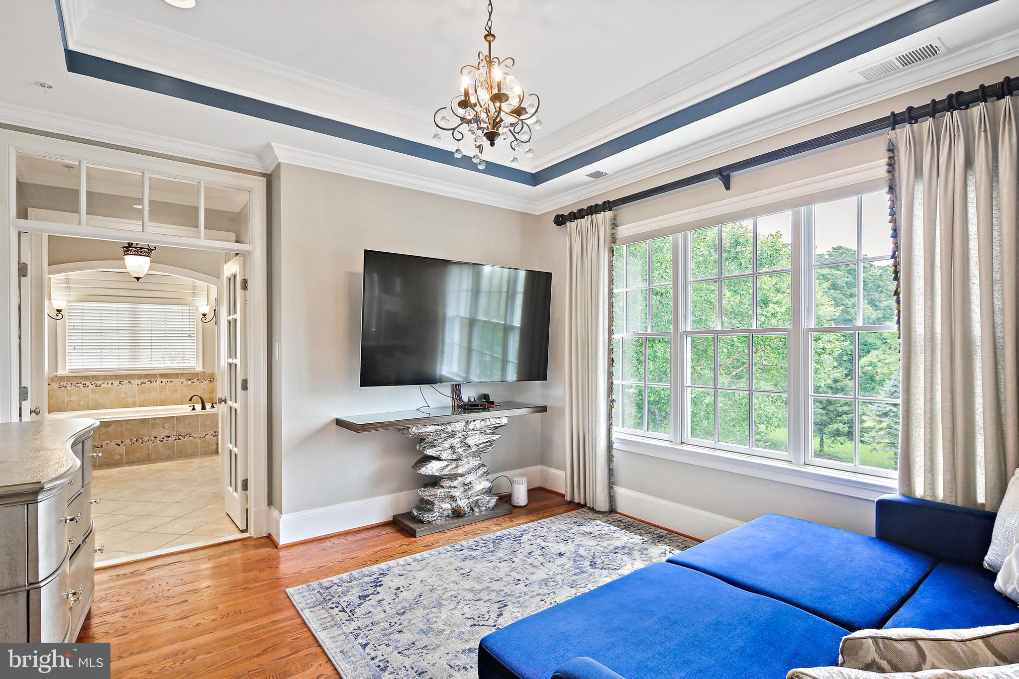 RIVERWOOD - Residential