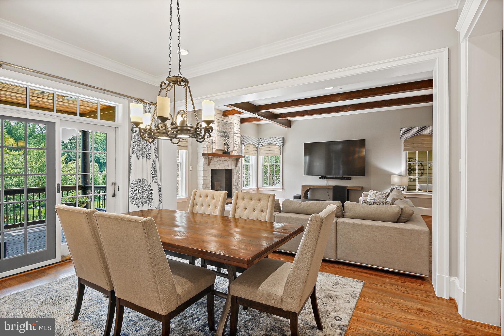 RIVERWOOD - Residential