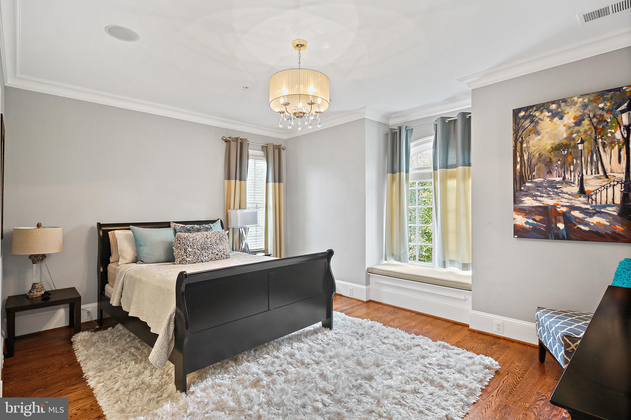 RIVERWOOD - Residential