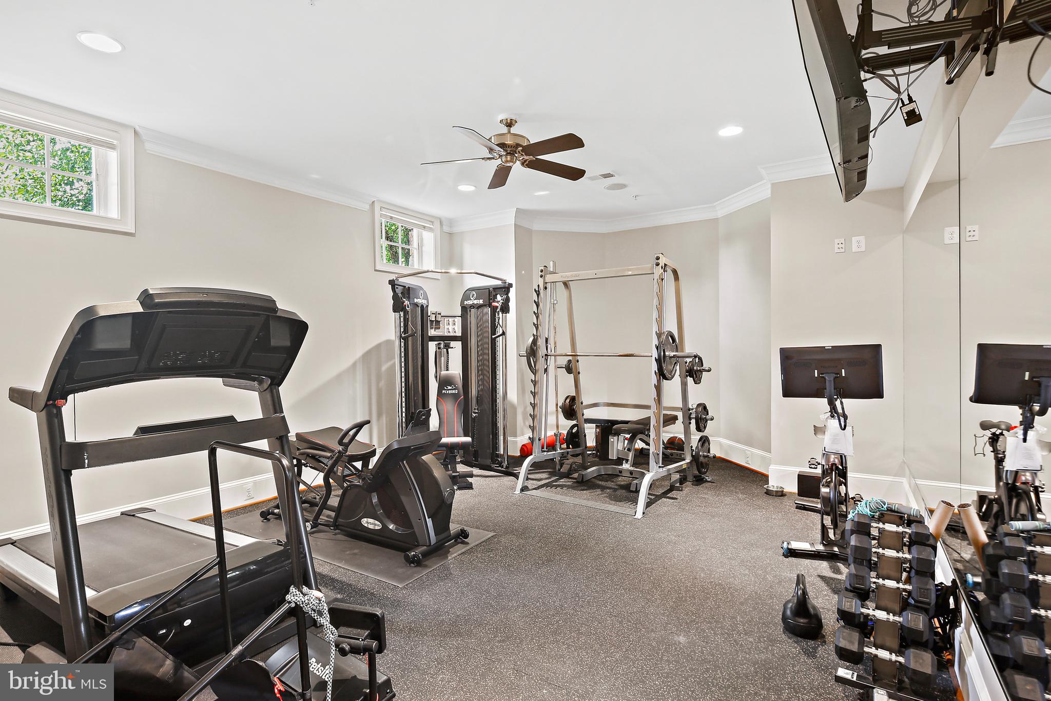 RIVERWOOD - Residential