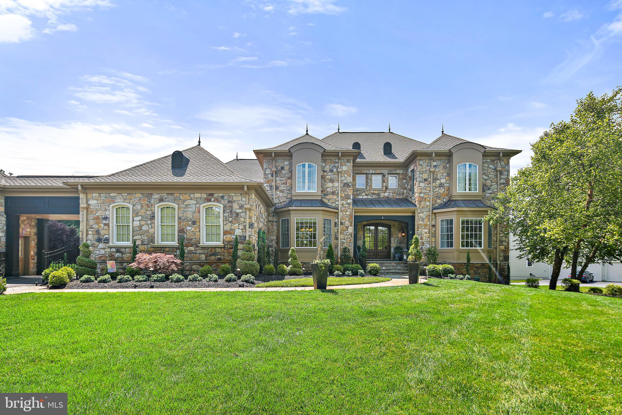 RIVERWOOD - Residential