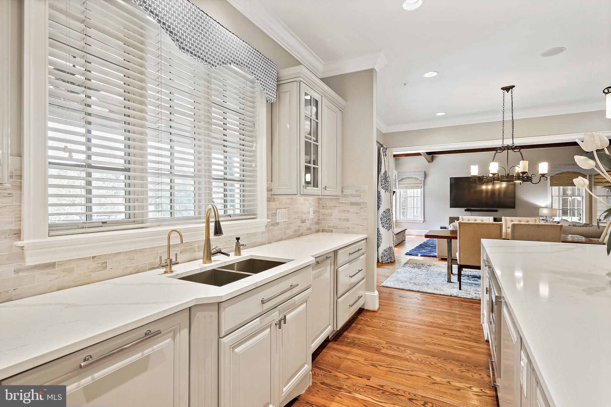 RIVERWOOD - Residential