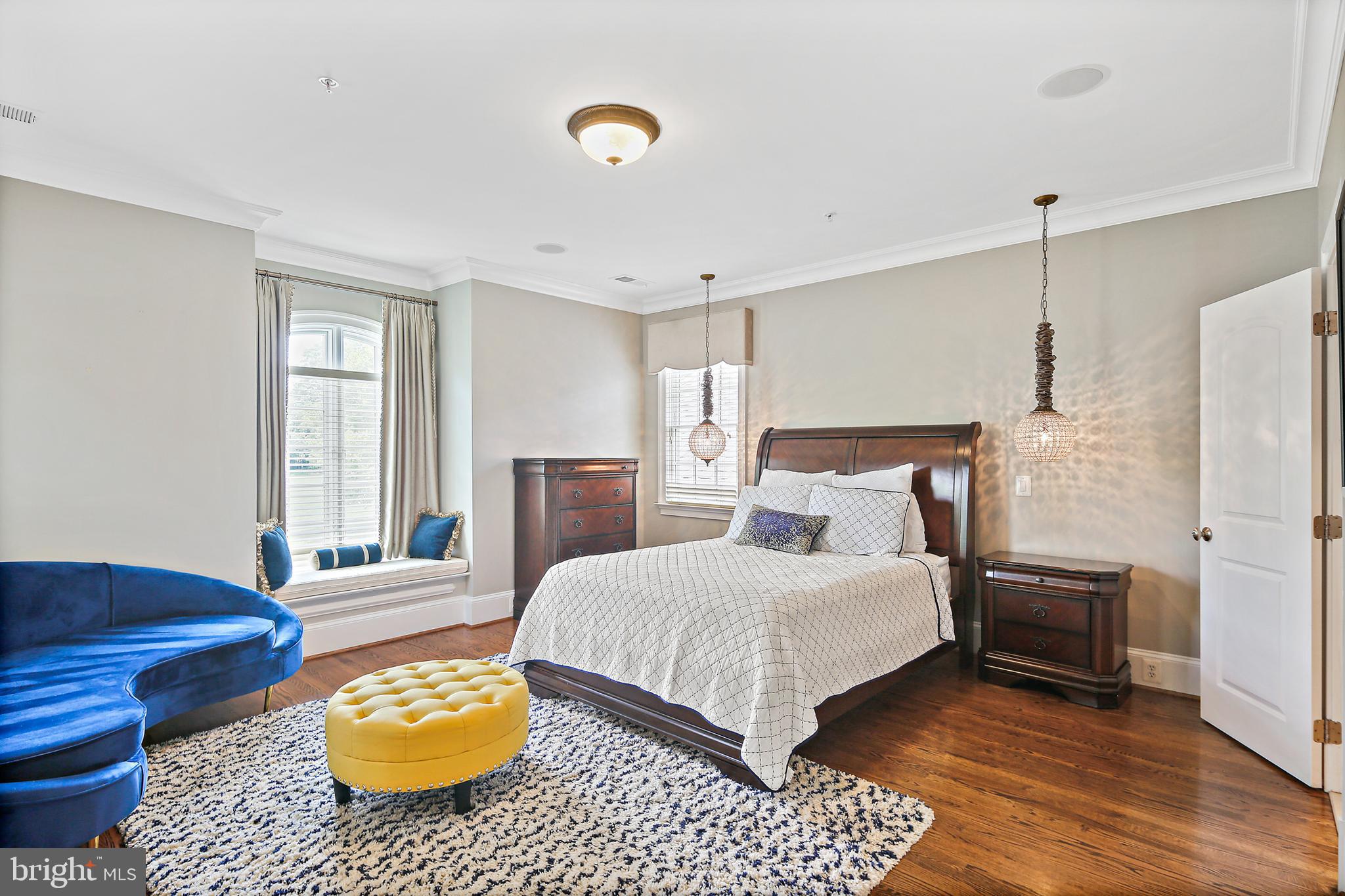 RIVERWOOD - Residential