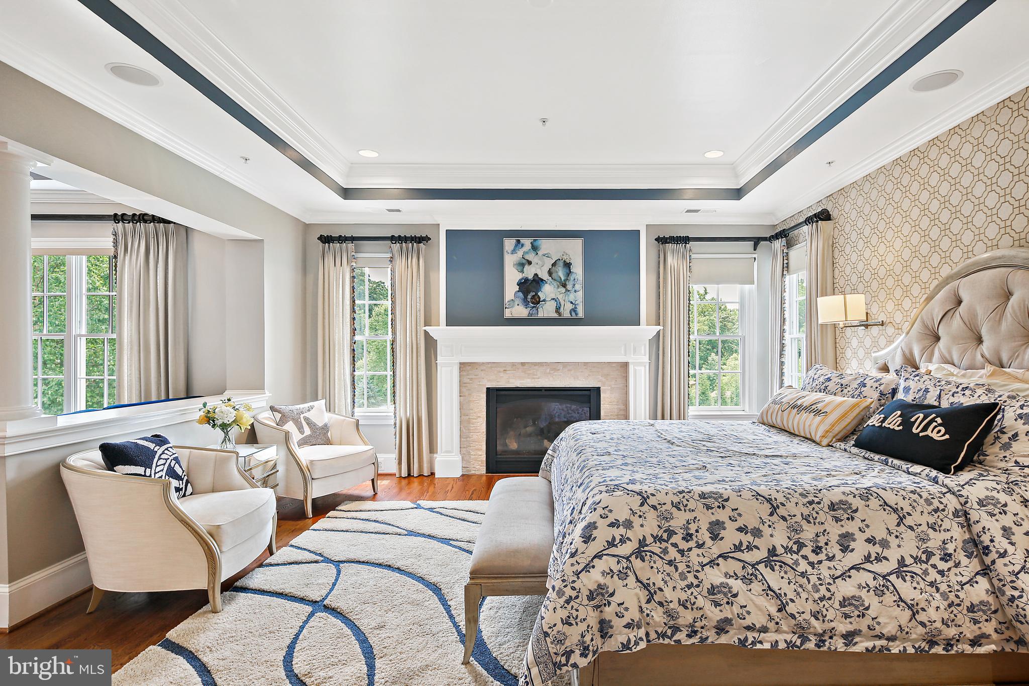 RIVERWOOD - Residential