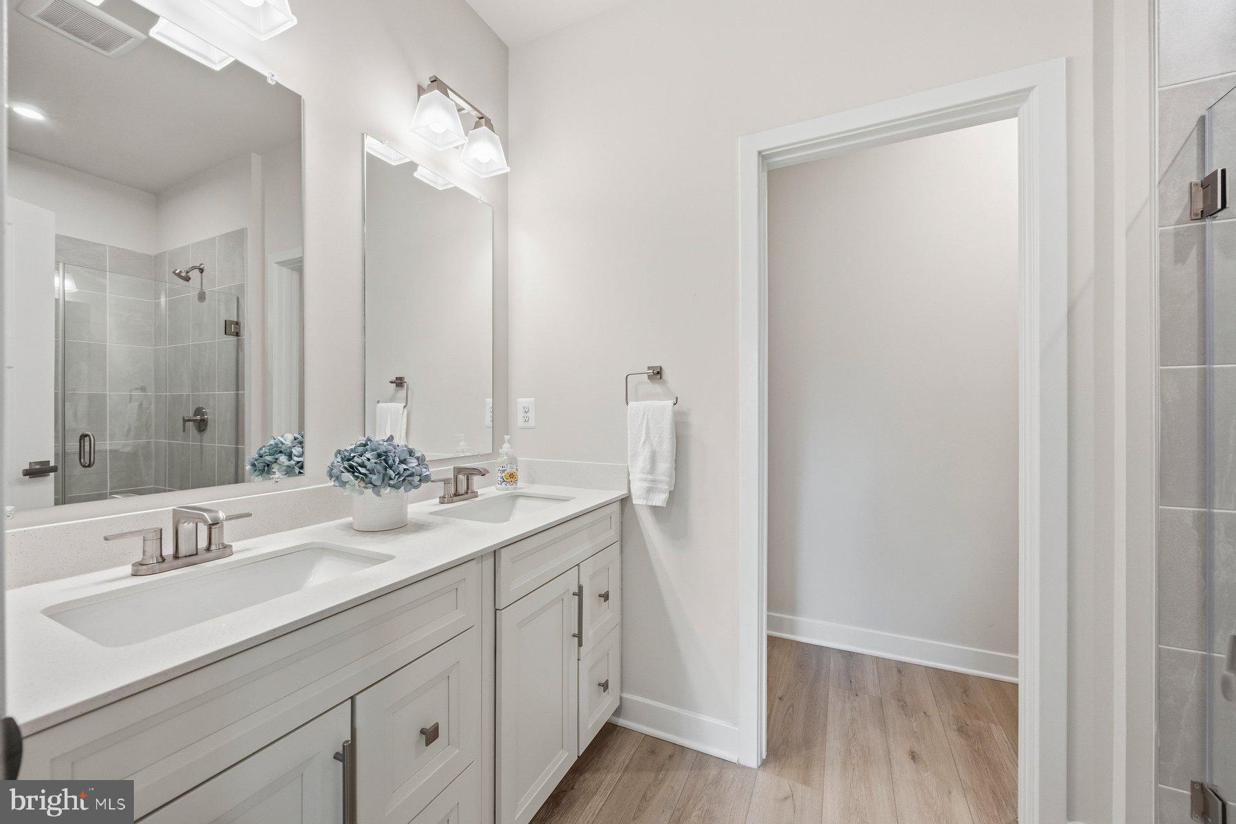 WELLINGTON FARMS - Residential