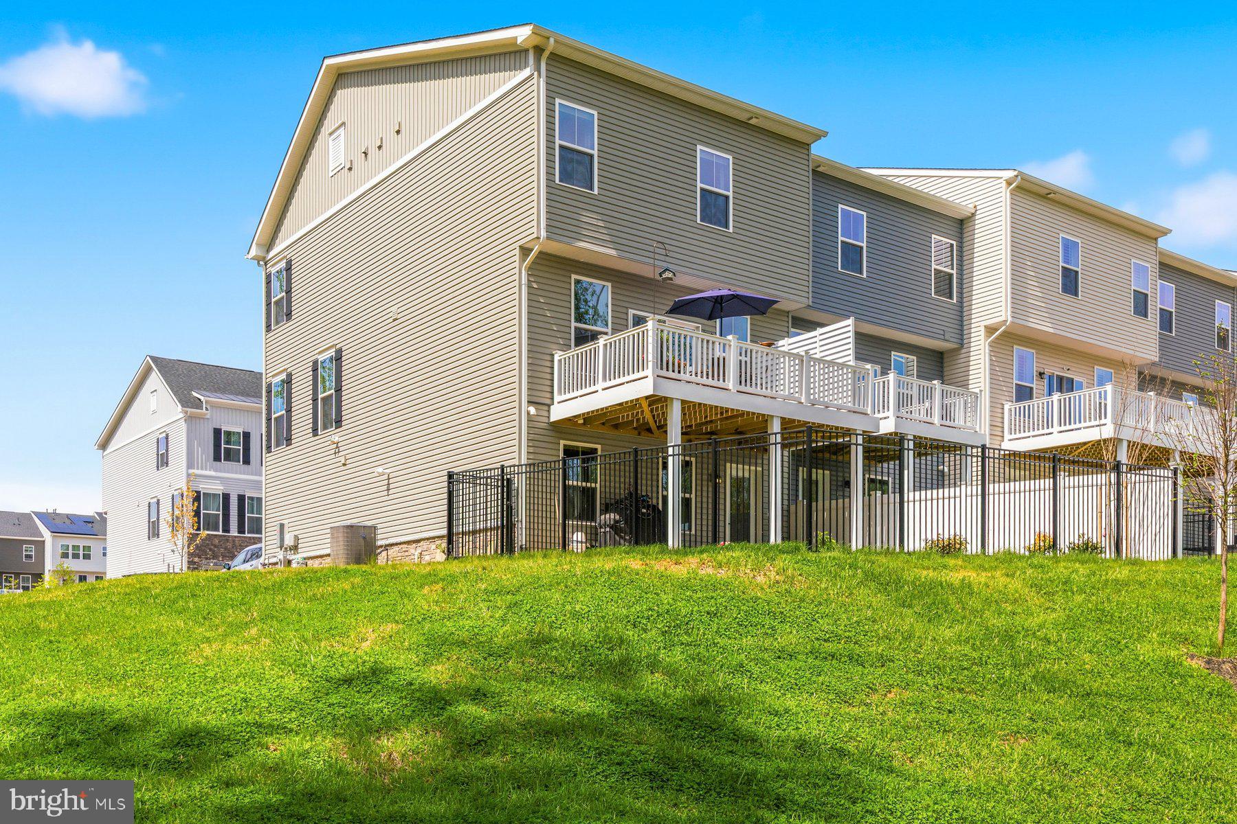 WELLINGTON FARMS - Residential