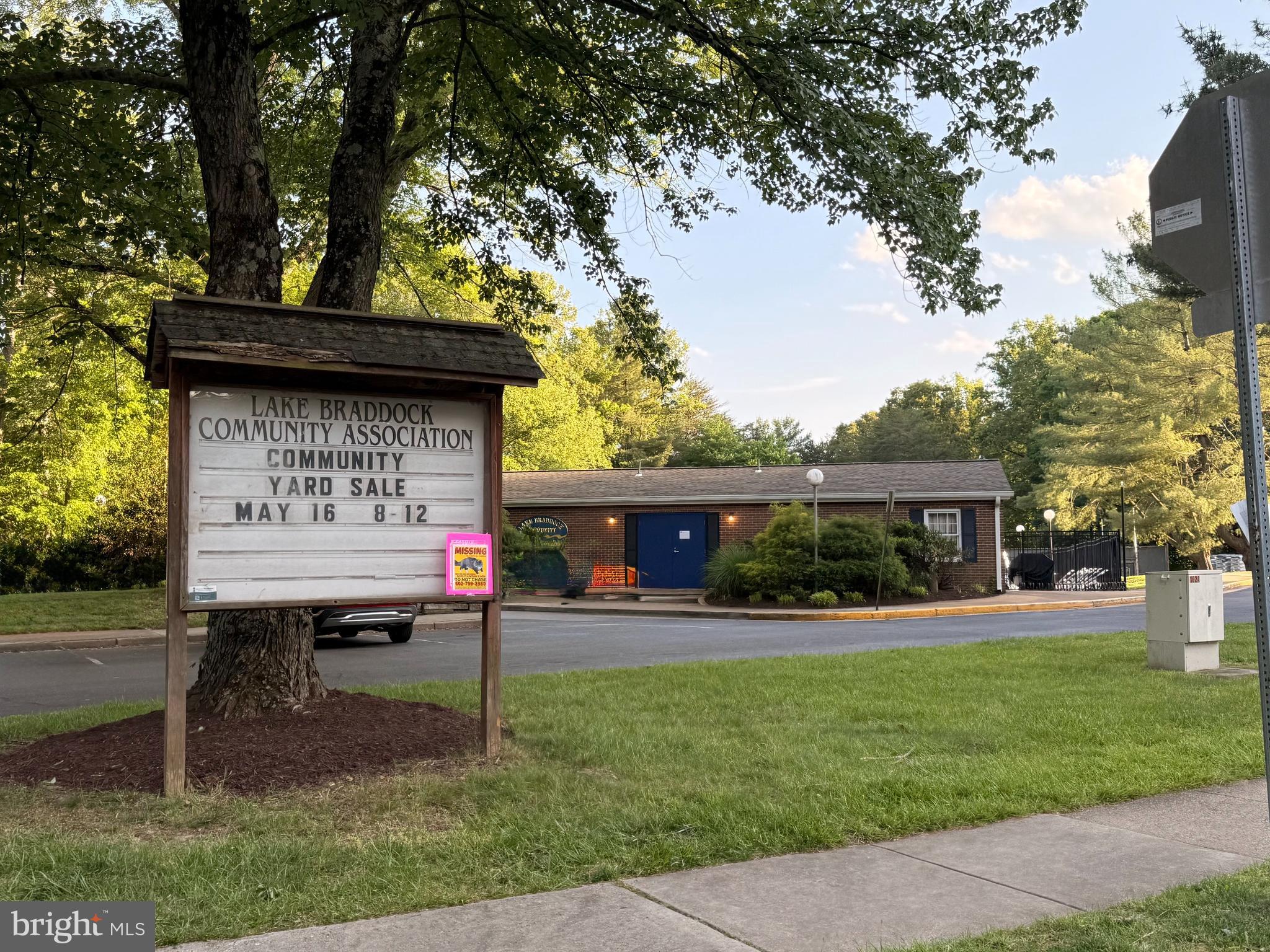 LAKE BRADDOCK - Residential