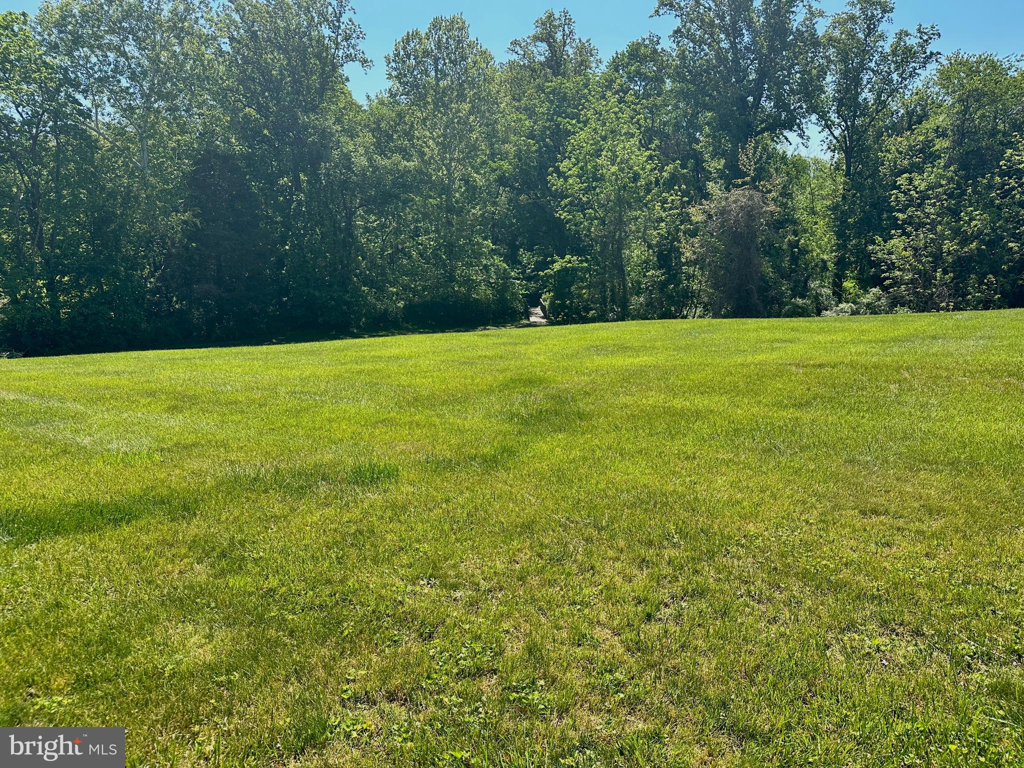 LAKE BRADDOCK - Residential