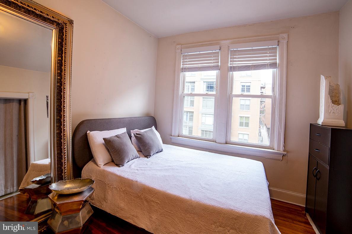 1121 24TH STREET NW 401