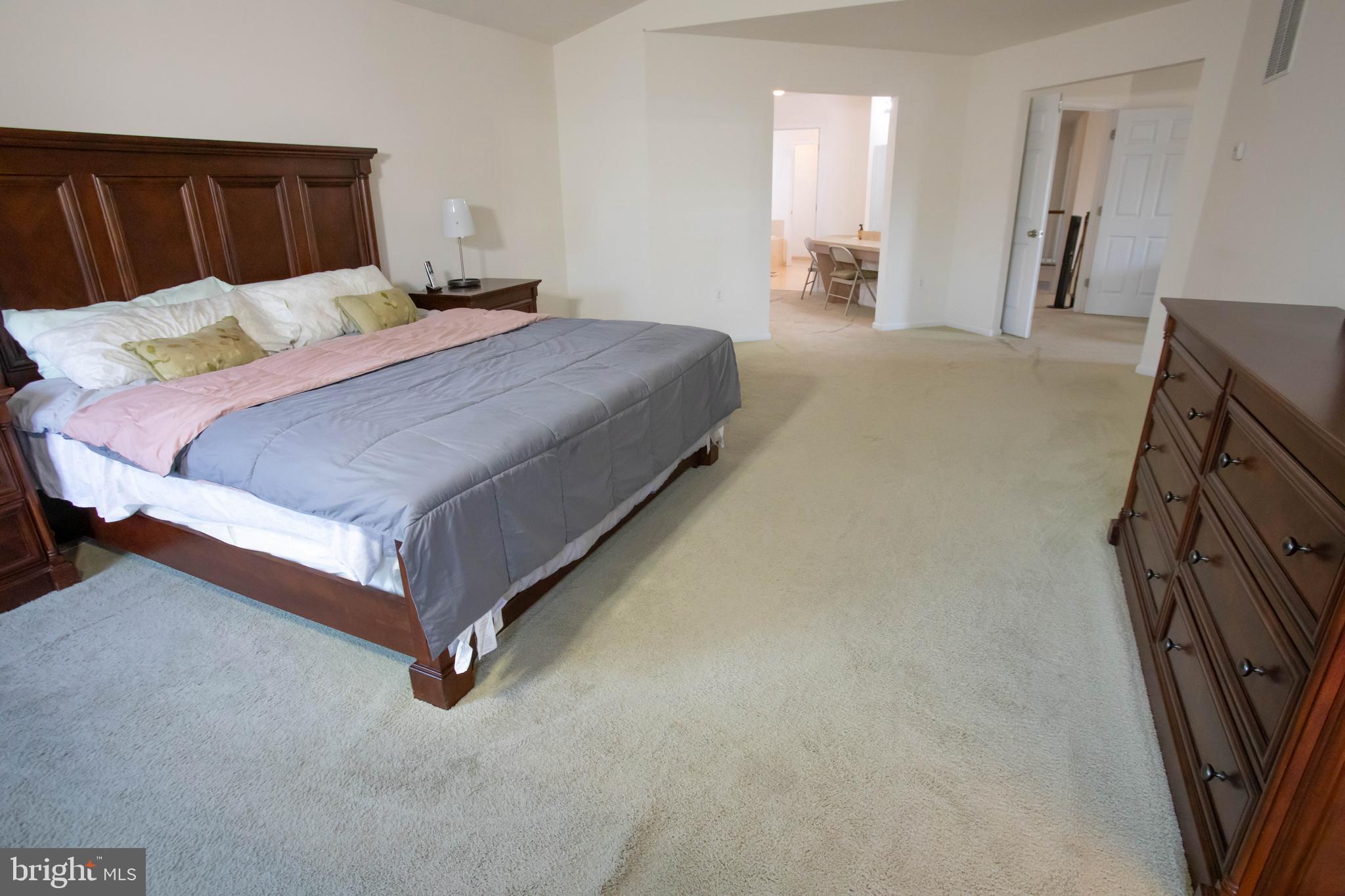 HIGH MEADOWS - Residential