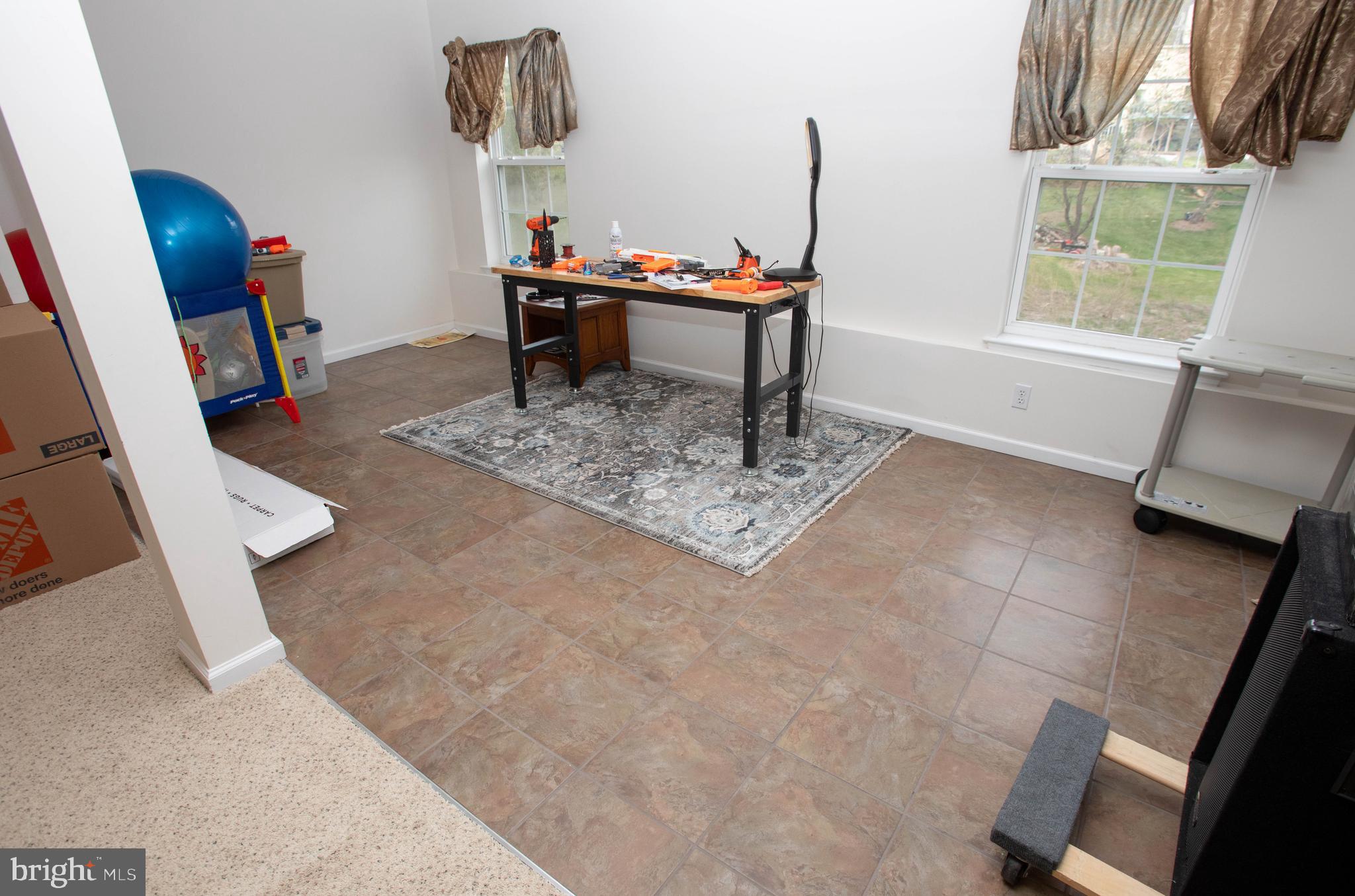 HIGH MEADOWS - Residential