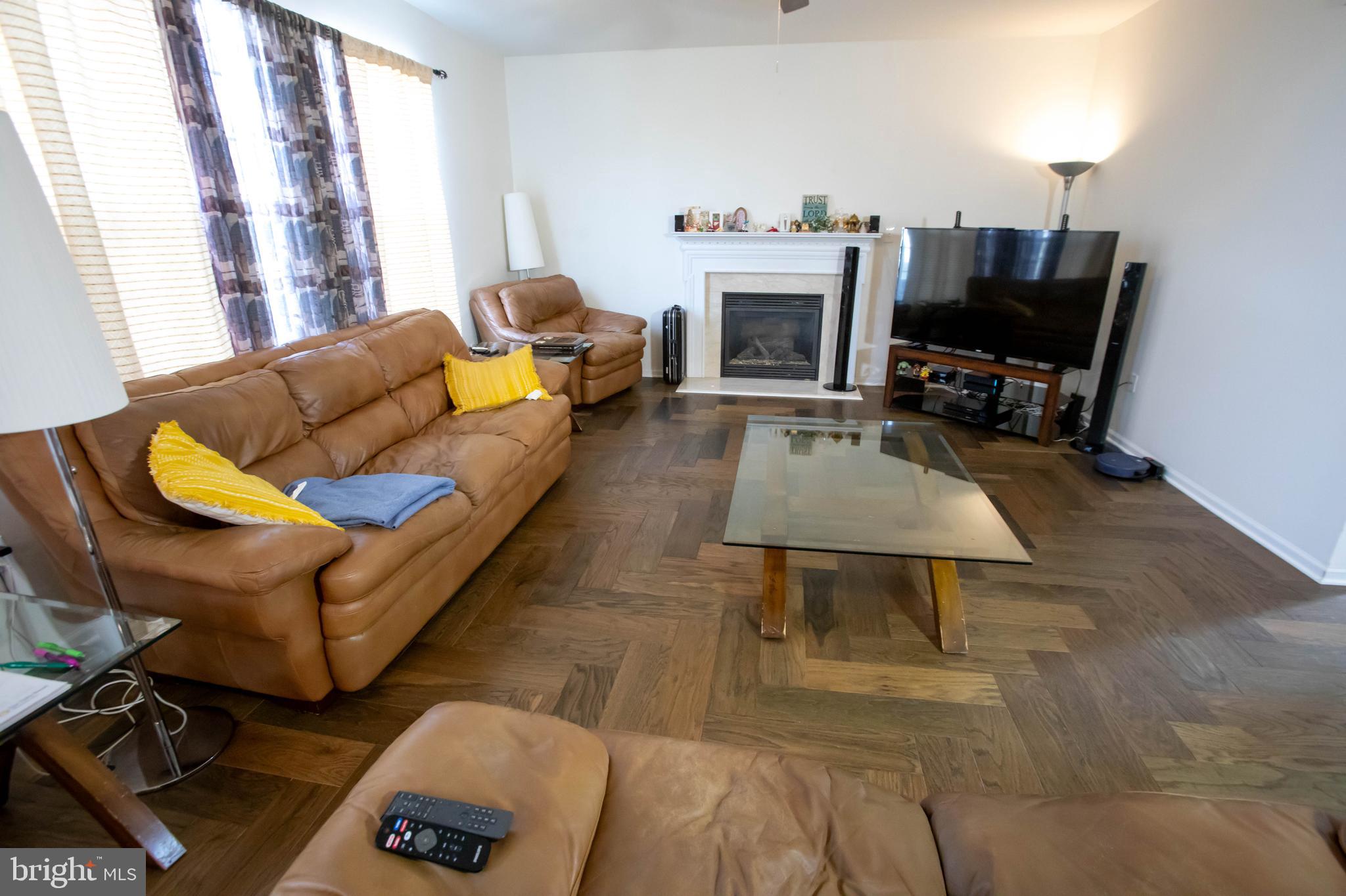 HIGH MEADOWS - Residential