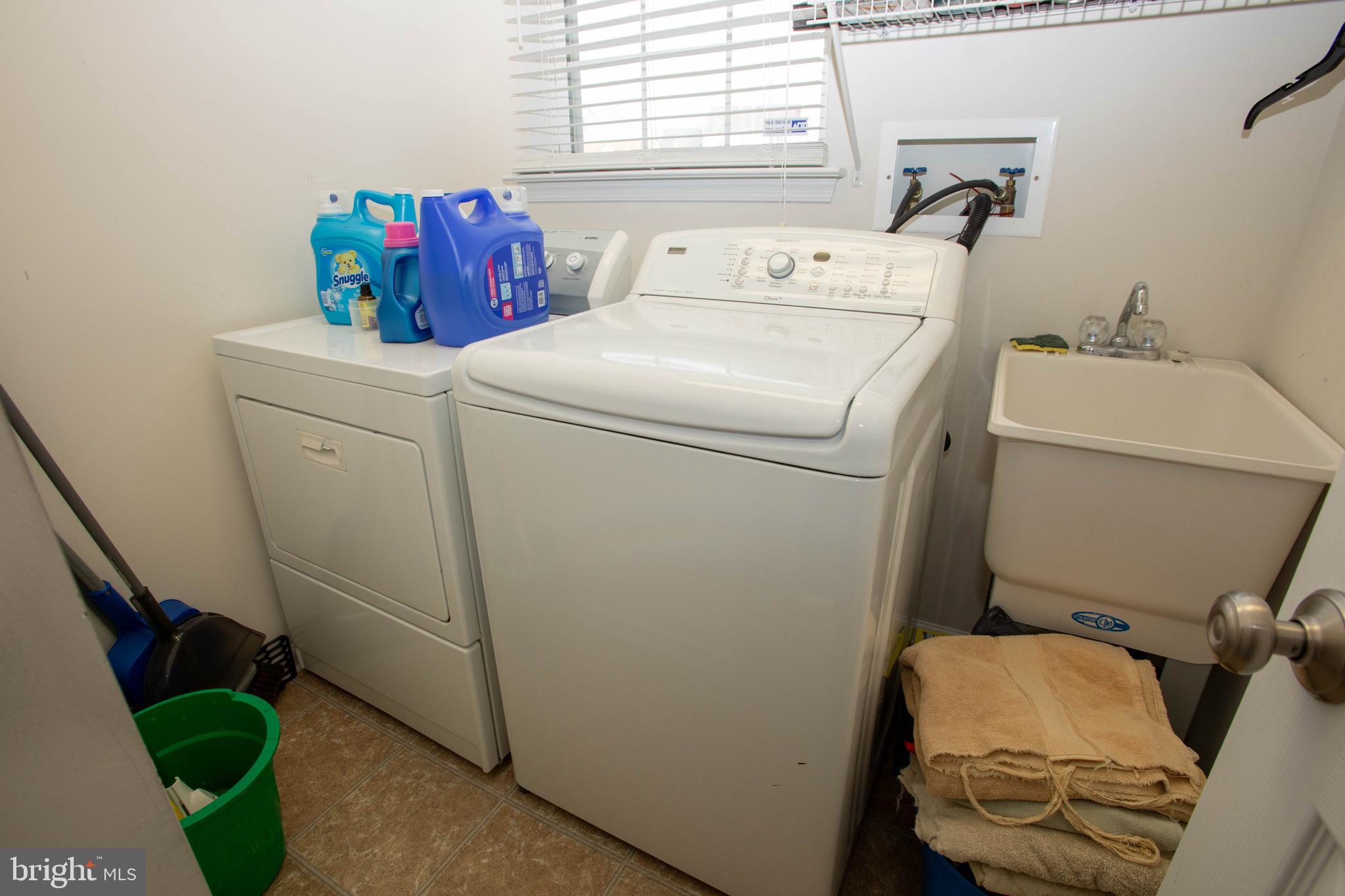 HIGH MEADOWS - Residential