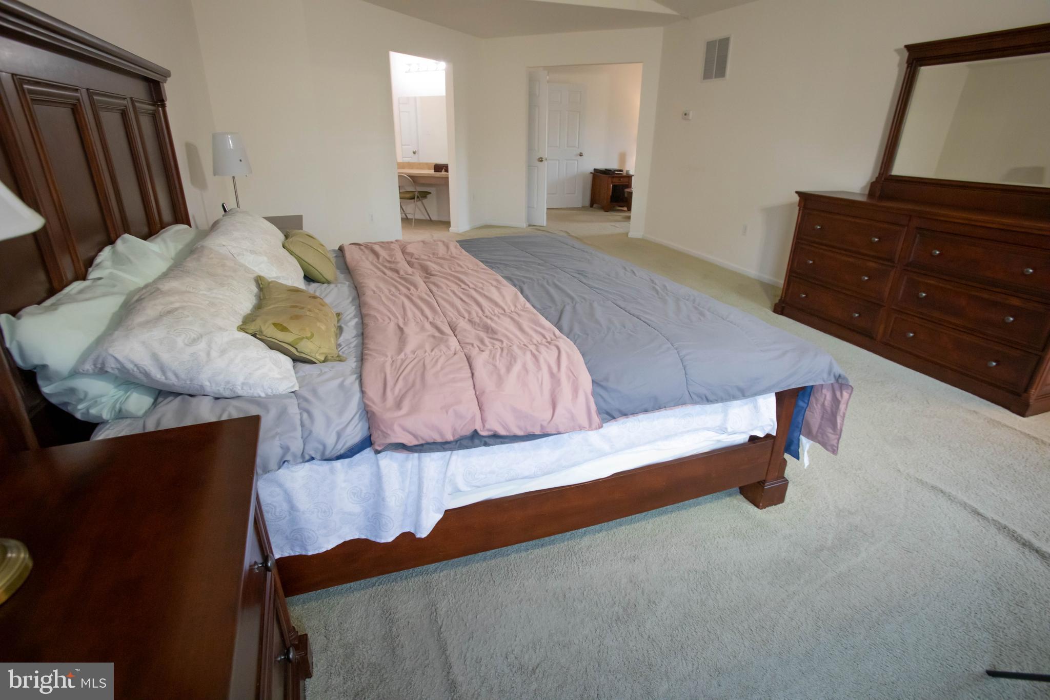 HIGH MEADOWS - Residential