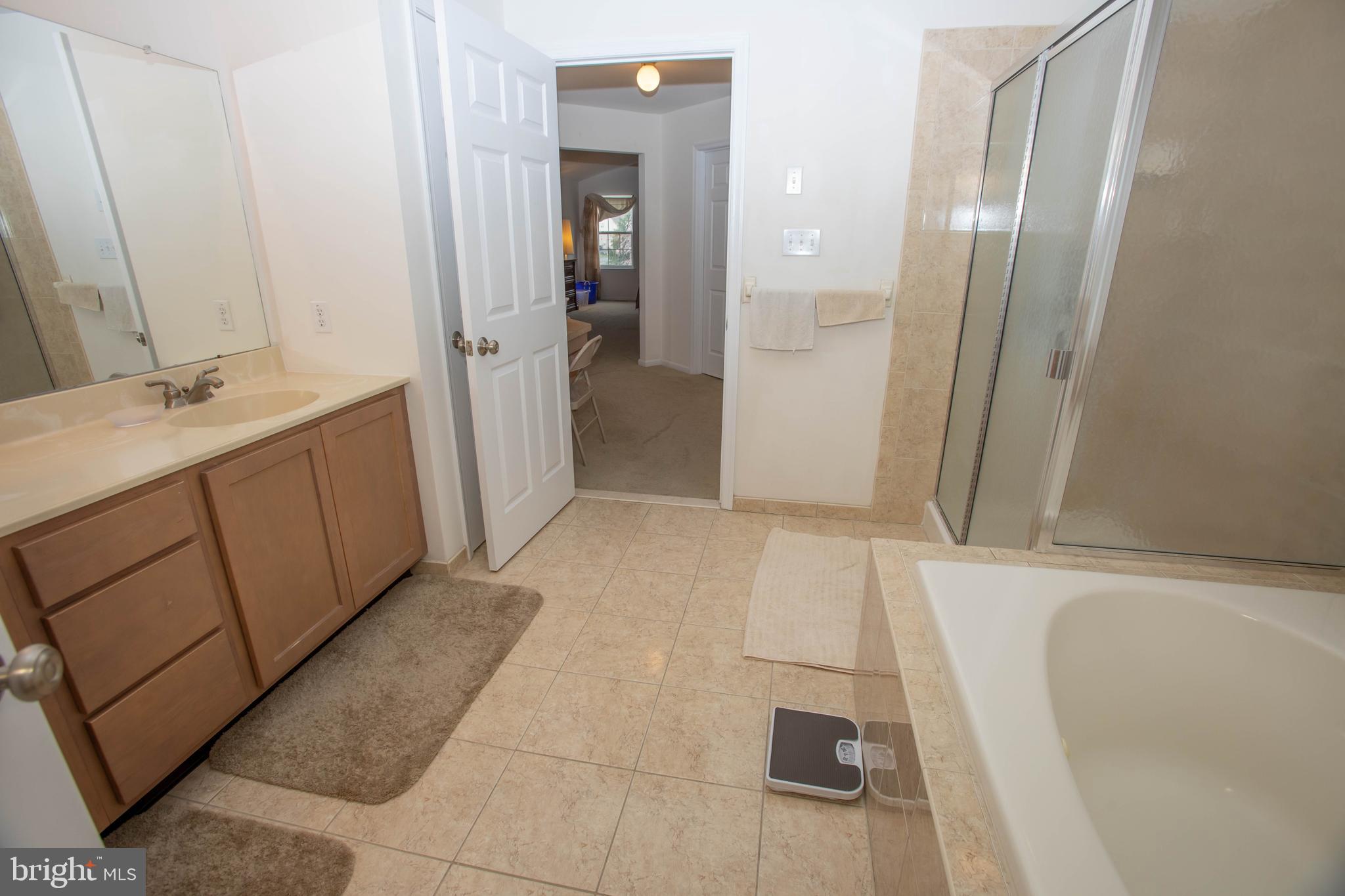 HIGH MEADOWS - Residential