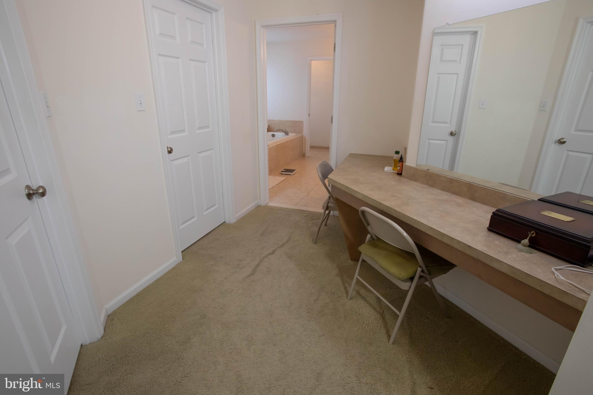 HIGH MEADOWS - Residential