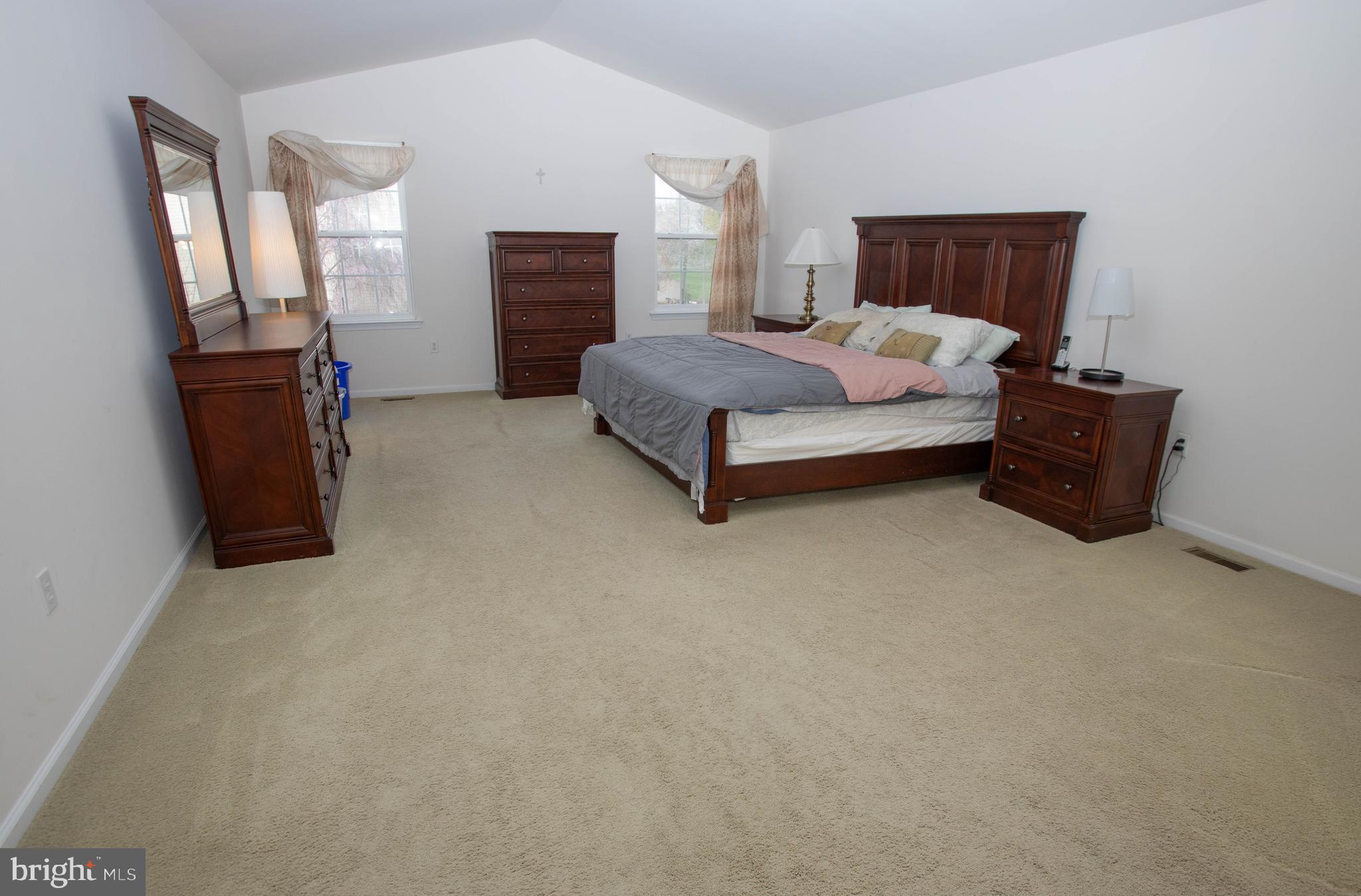 HIGH MEADOWS - Residential