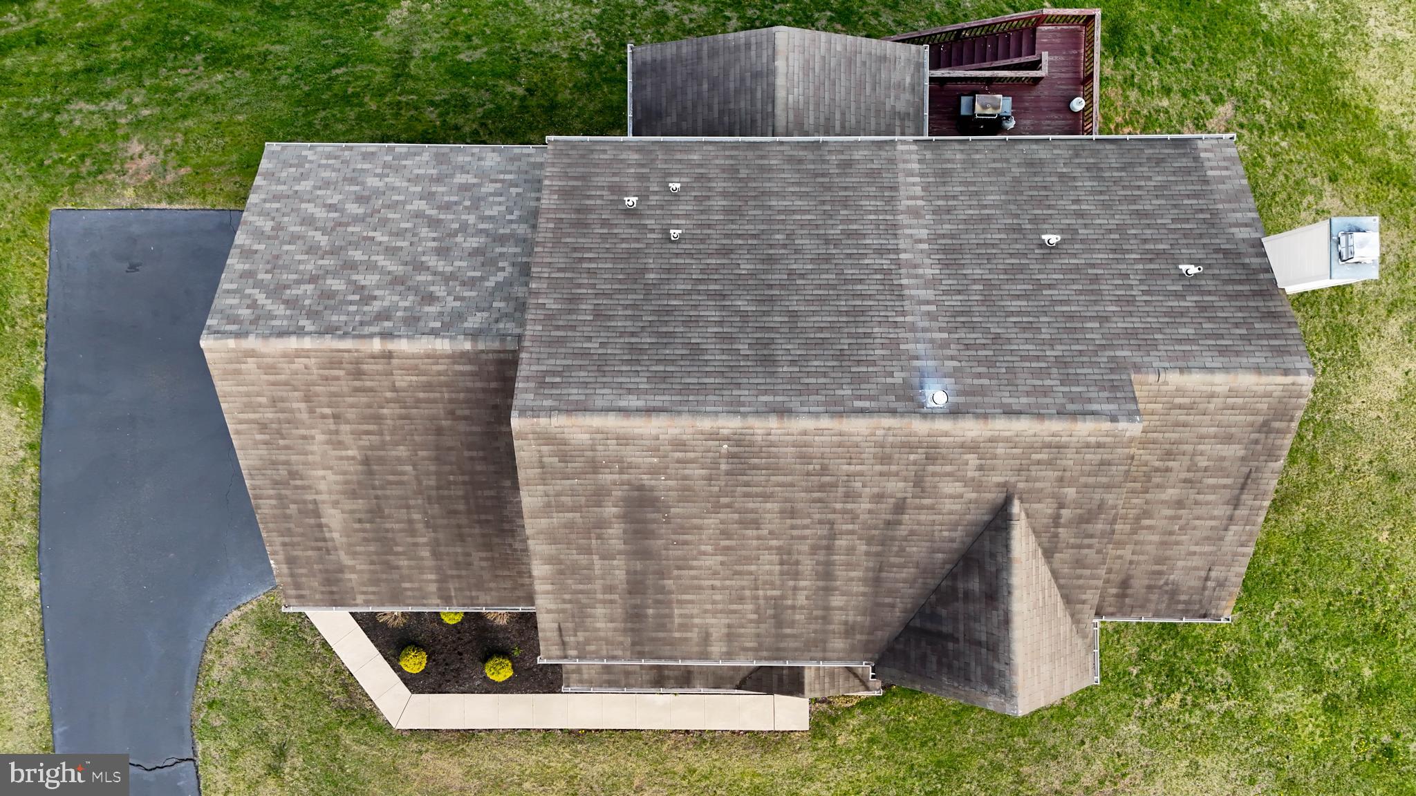 HIGH MEADOWS - Residential