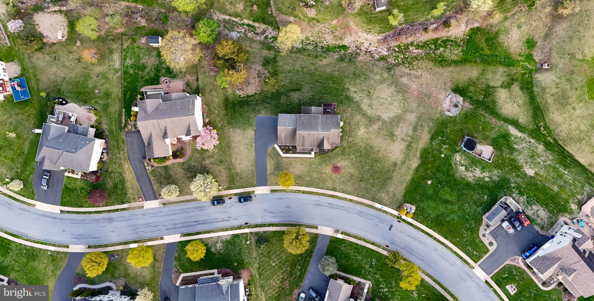 HIGH MEADOWS - Residential