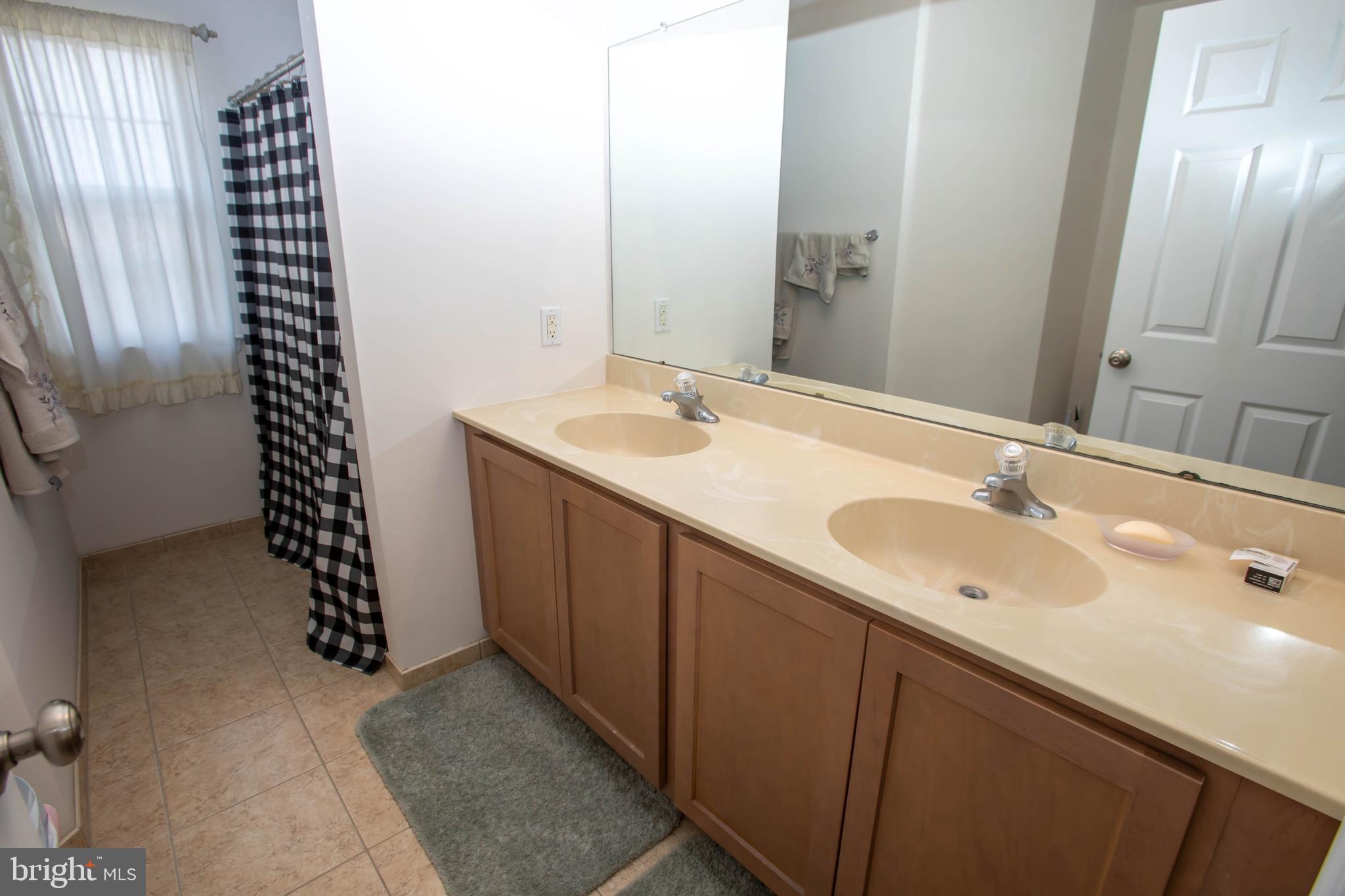 HIGH MEADOWS - Residential