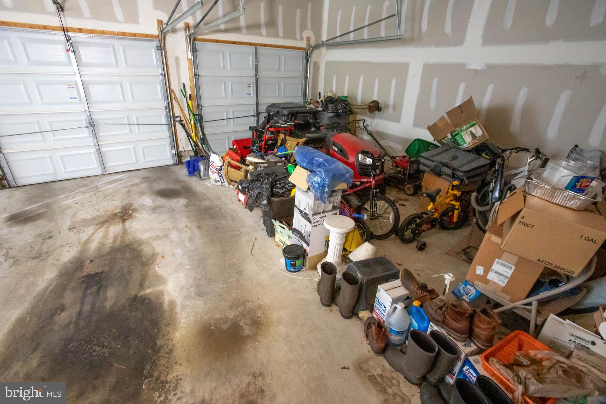 HIGH MEADOWS - Residential