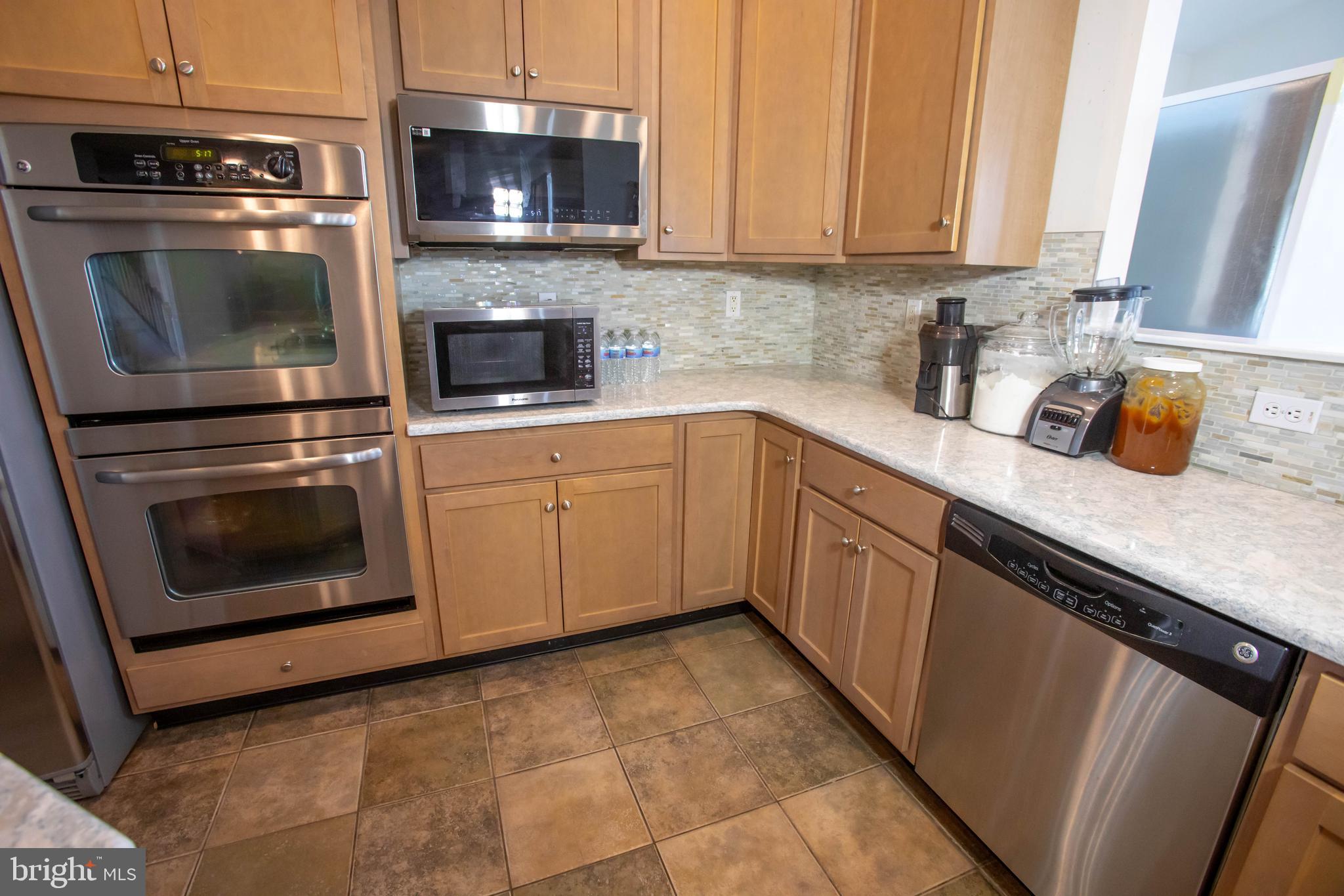 HIGH MEADOWS - Residential