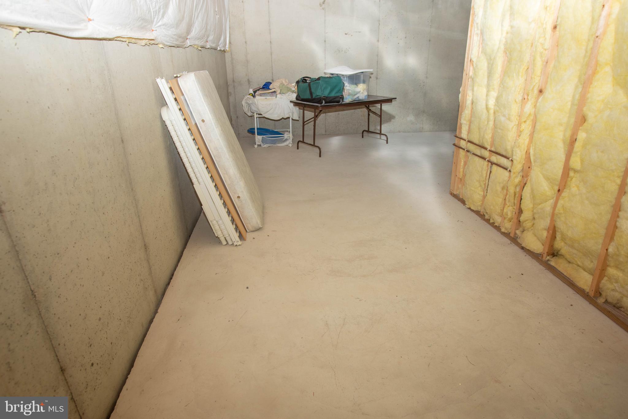 HIGH MEADOWS - Residential