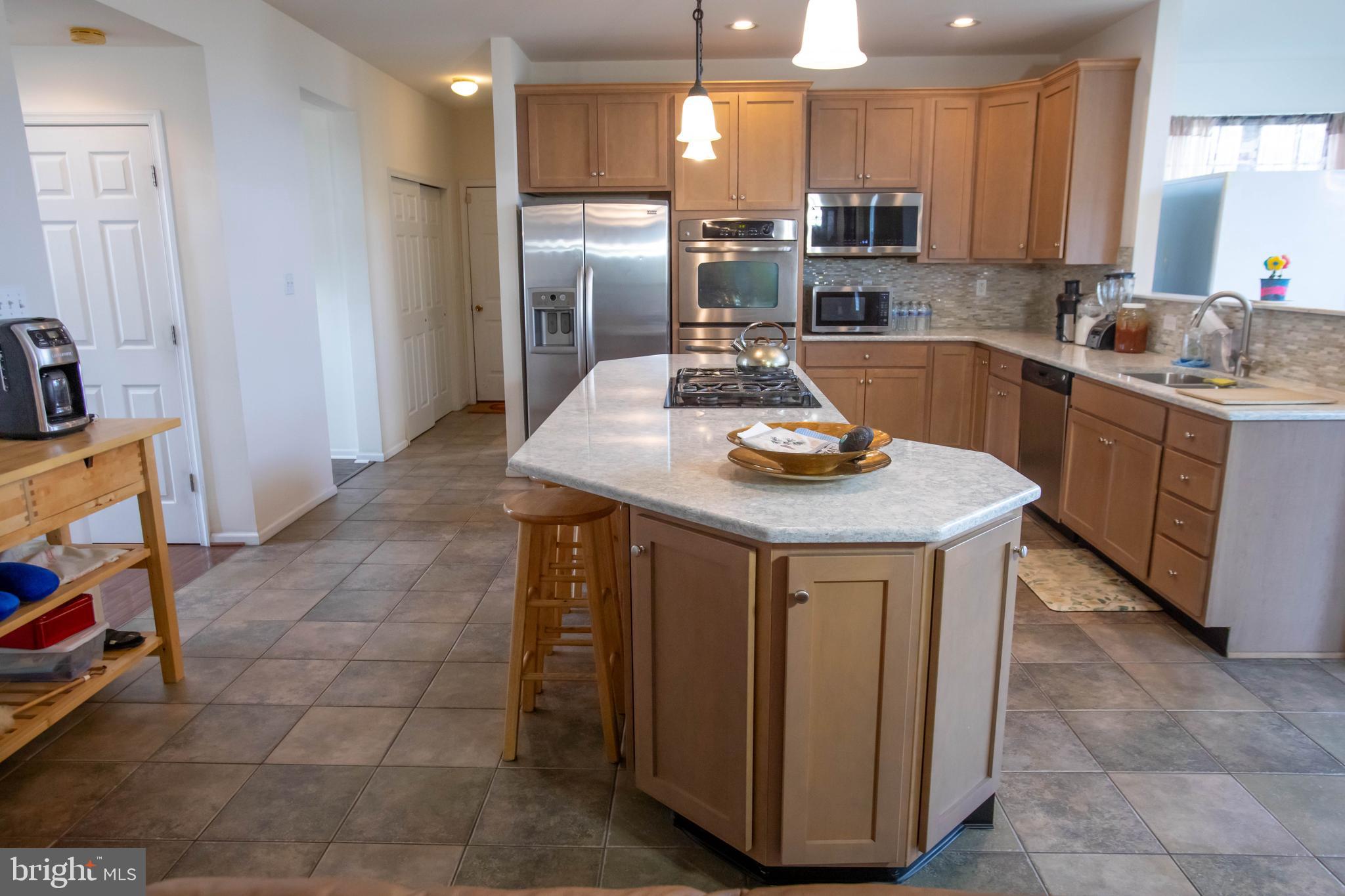 HIGH MEADOWS - Residential