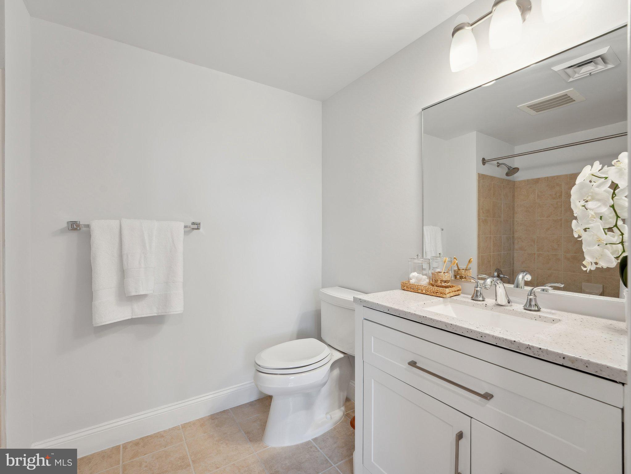 CLARENDON - Residential