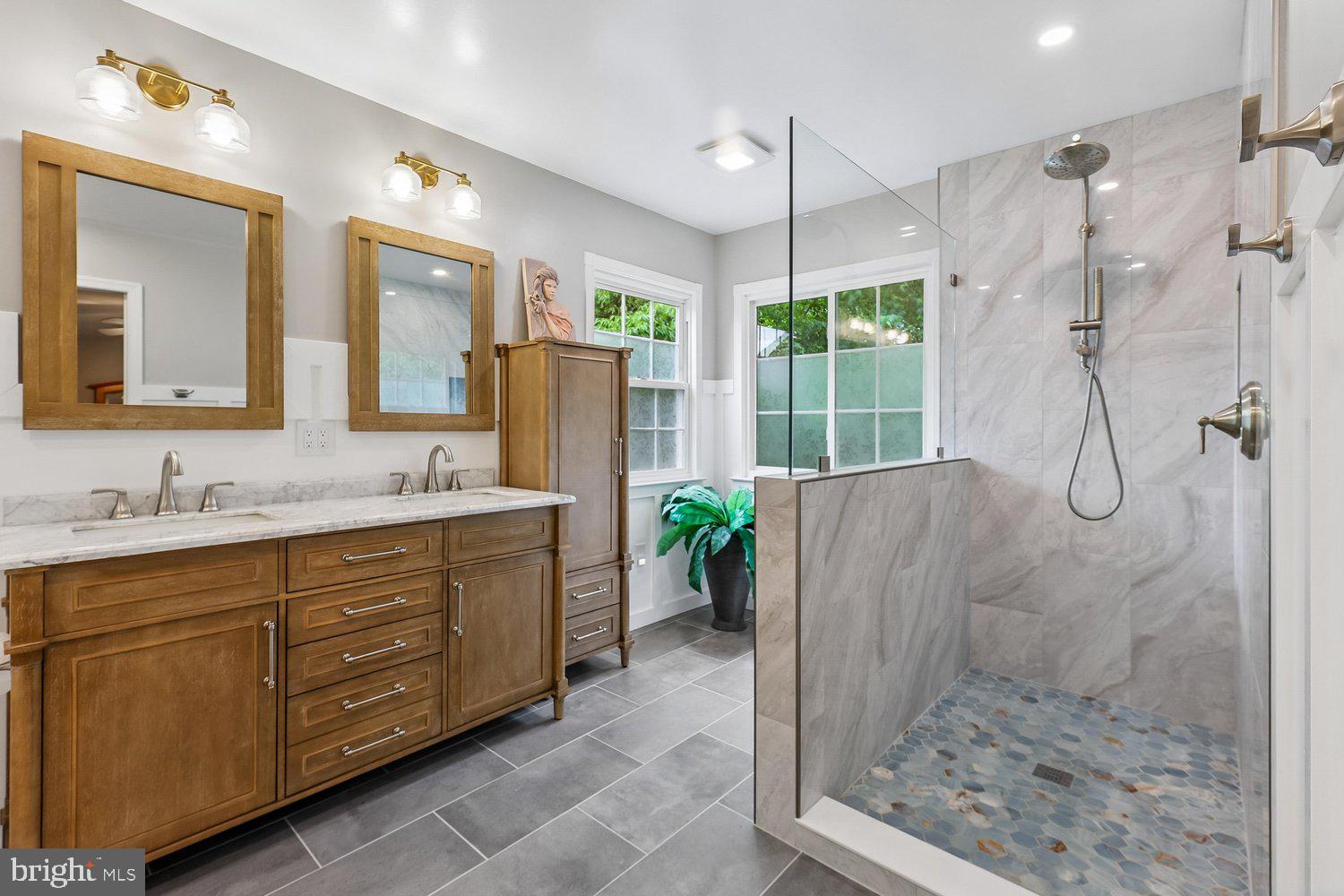THOMASSON CROSSING - Residential