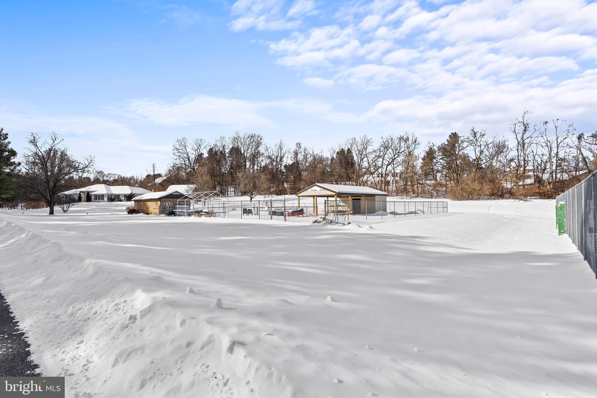 HONEYWOOD - Residential