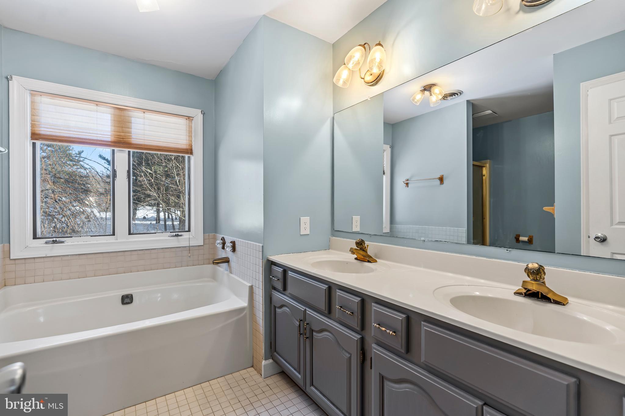 HONEYWOOD - Residential