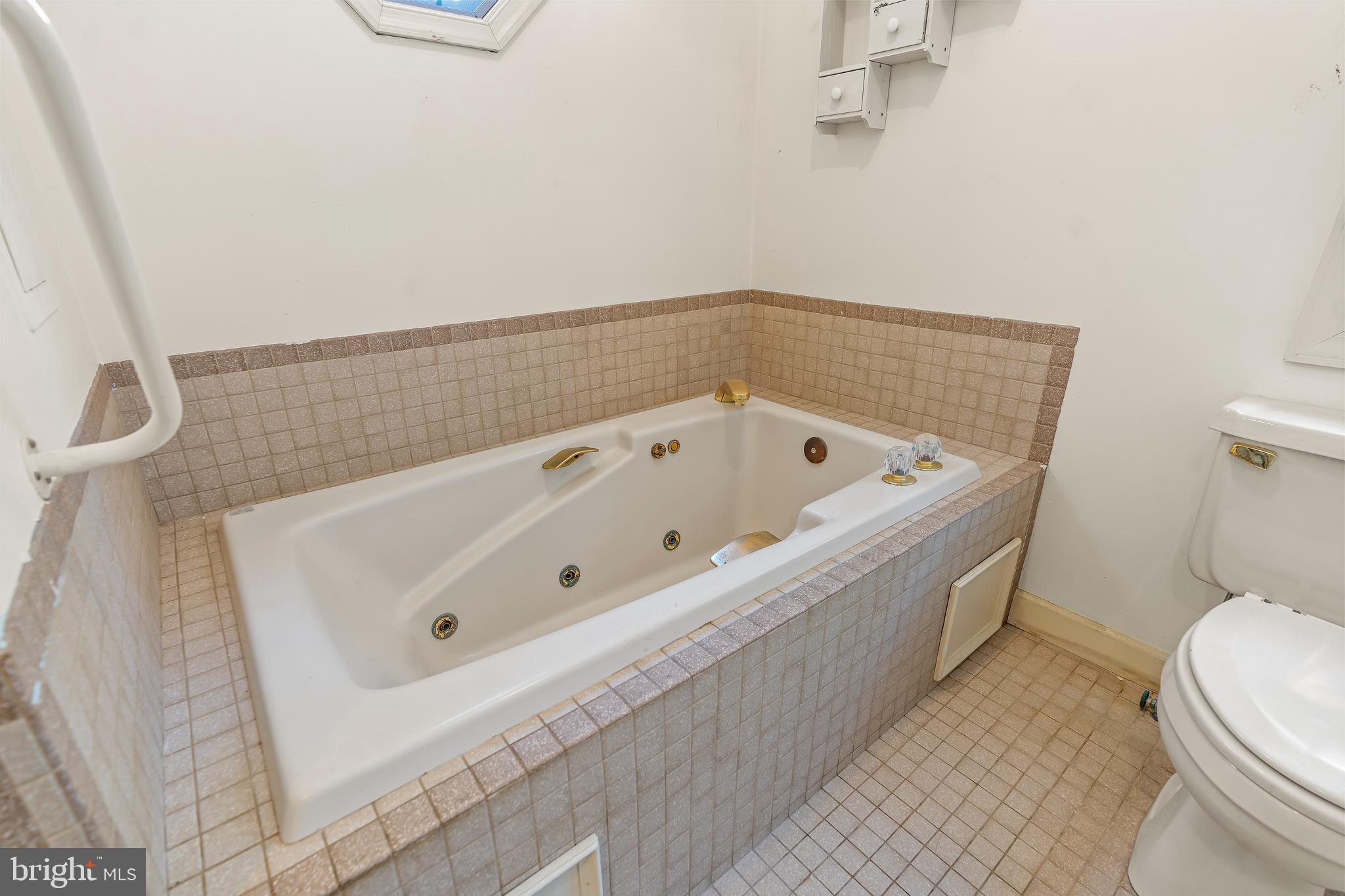 HONEYWOOD - Residential