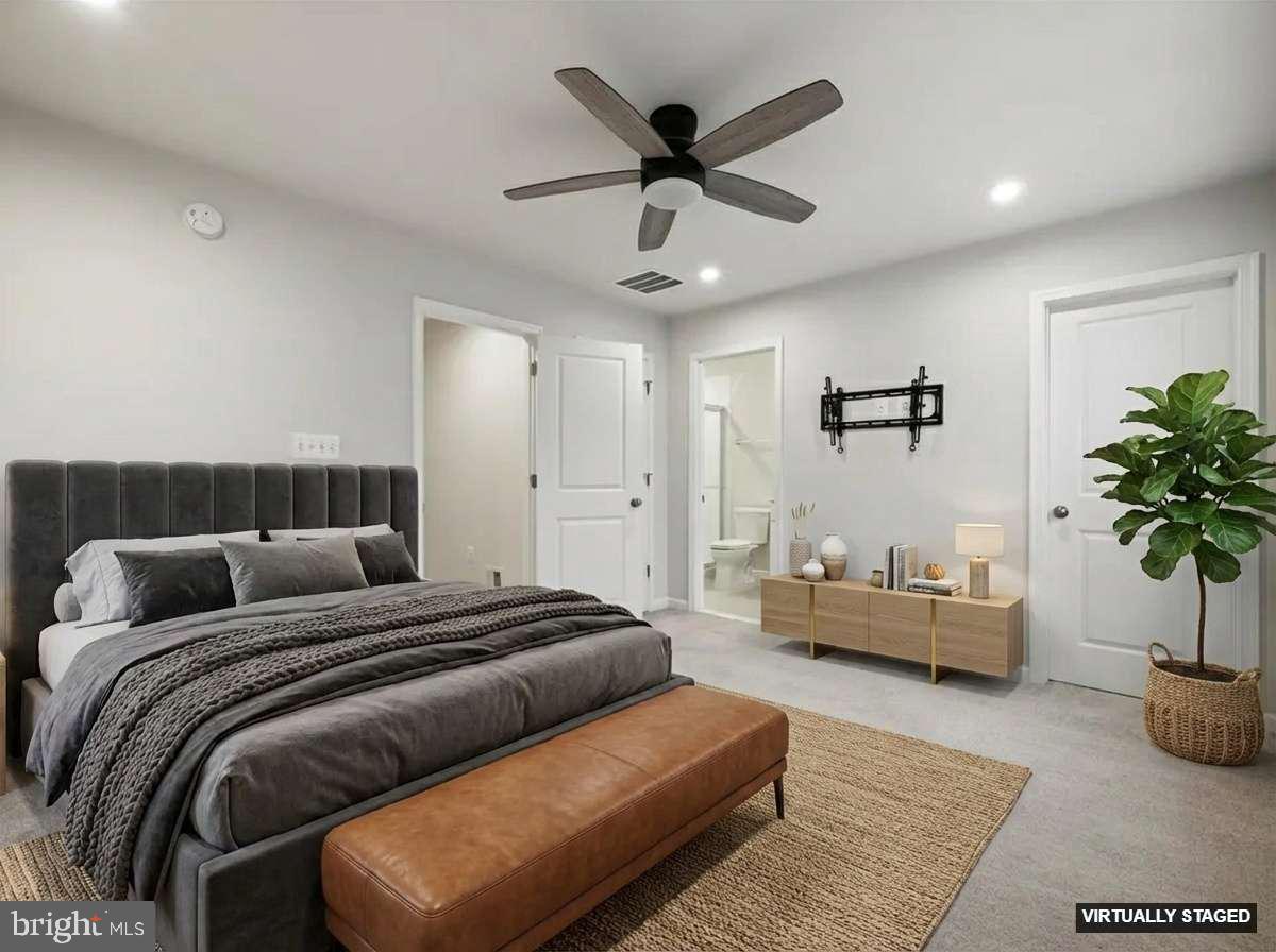 PRESIDENTS POINTE - Residential