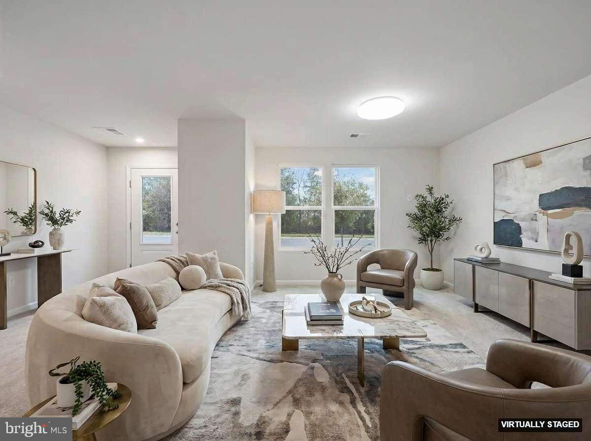 PRESIDENTS POINTE - Residential