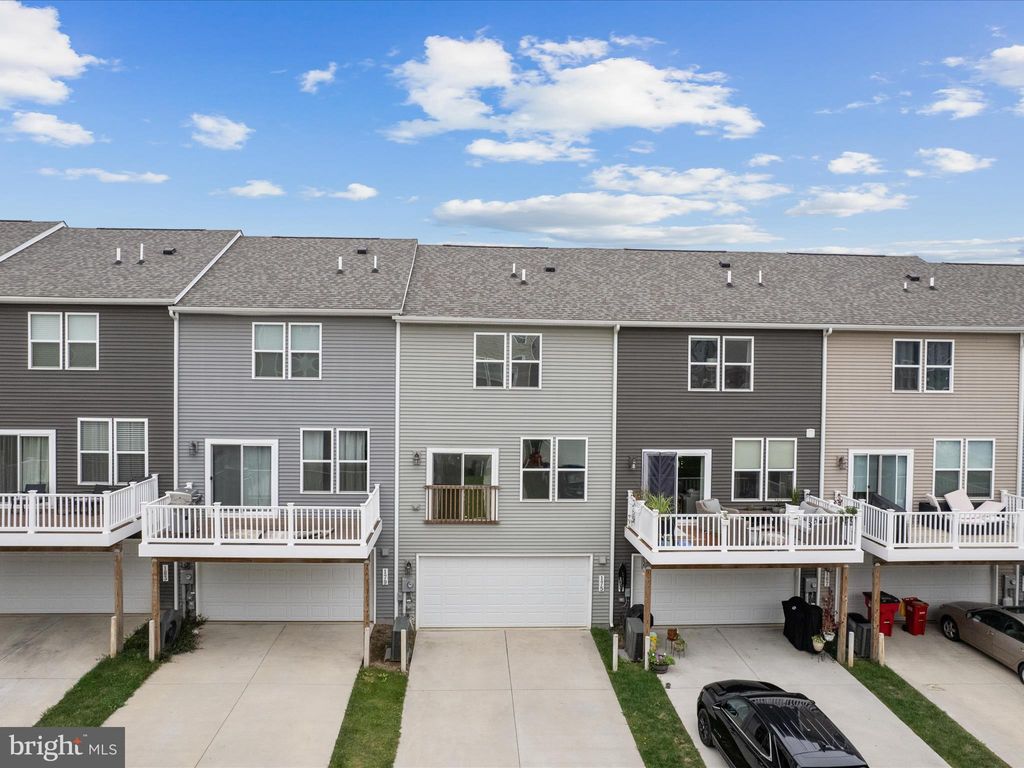 Photo of 175 Presidents Pointe Avenue, RANSON, WV 25438 (MLS # WVJF2018934)