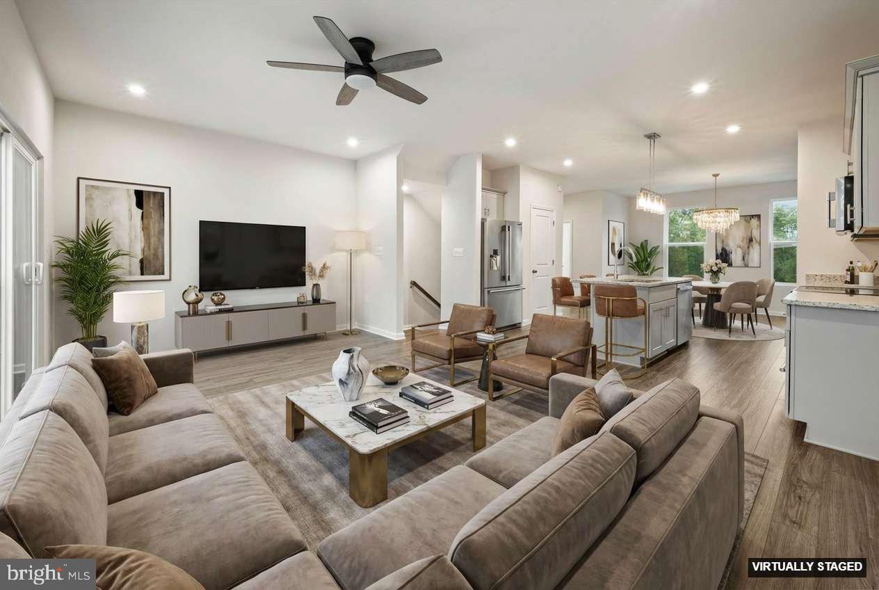 PRESIDENTS POINTE - Residential