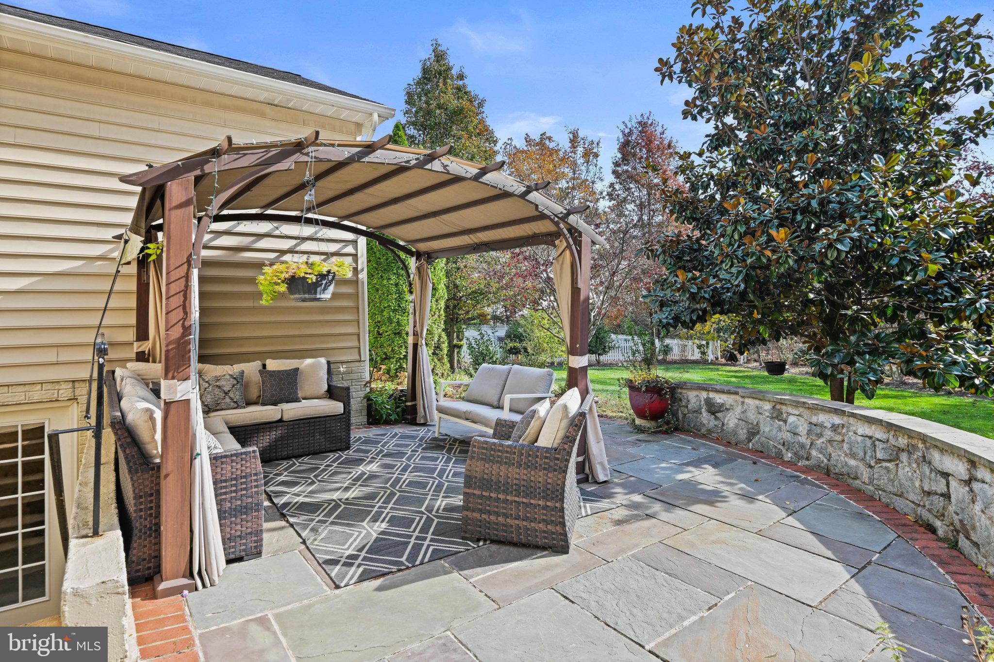 BELMONT GREENE - Residential Lease