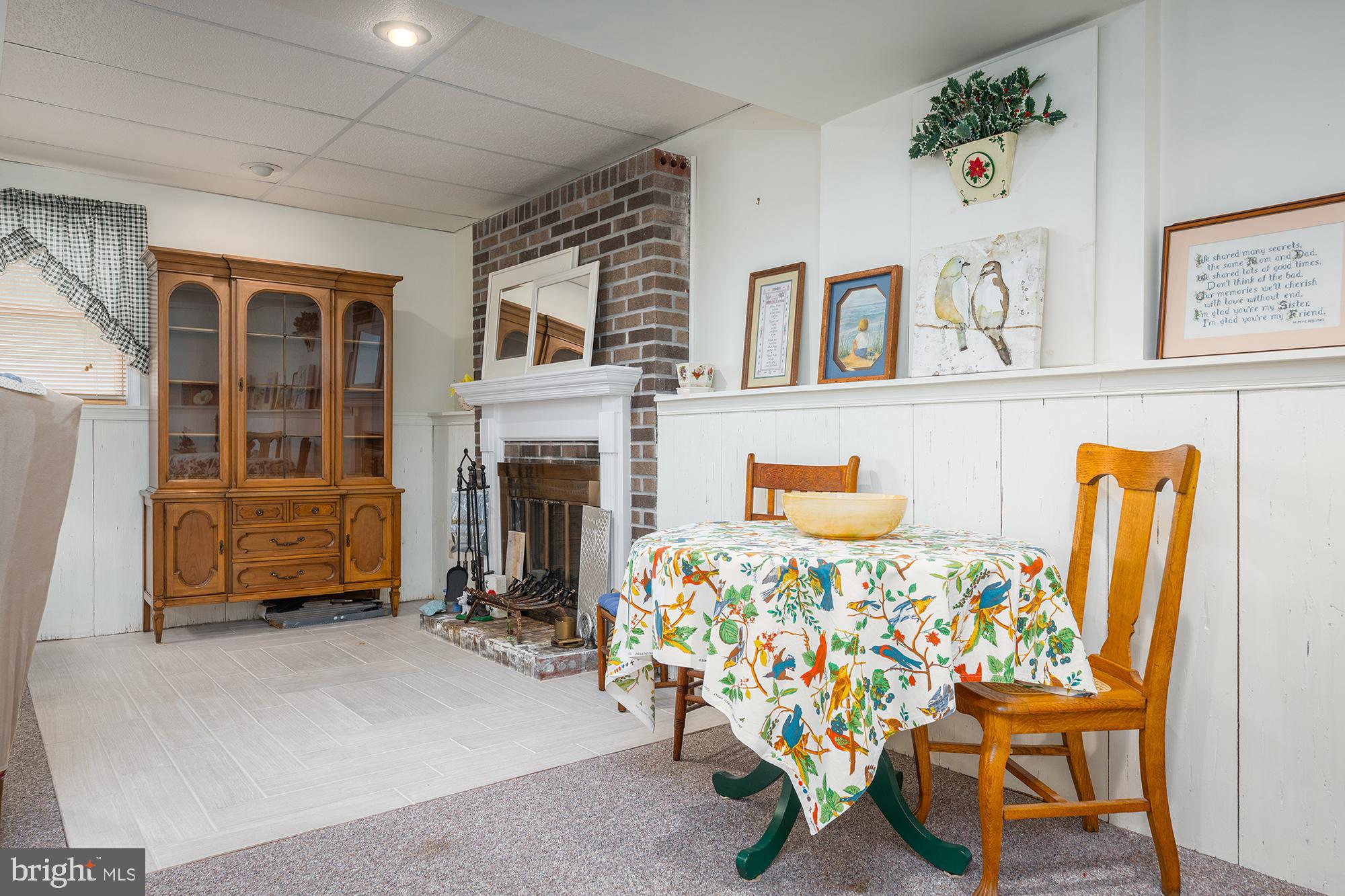 AUTUMN RIDGE - Residential