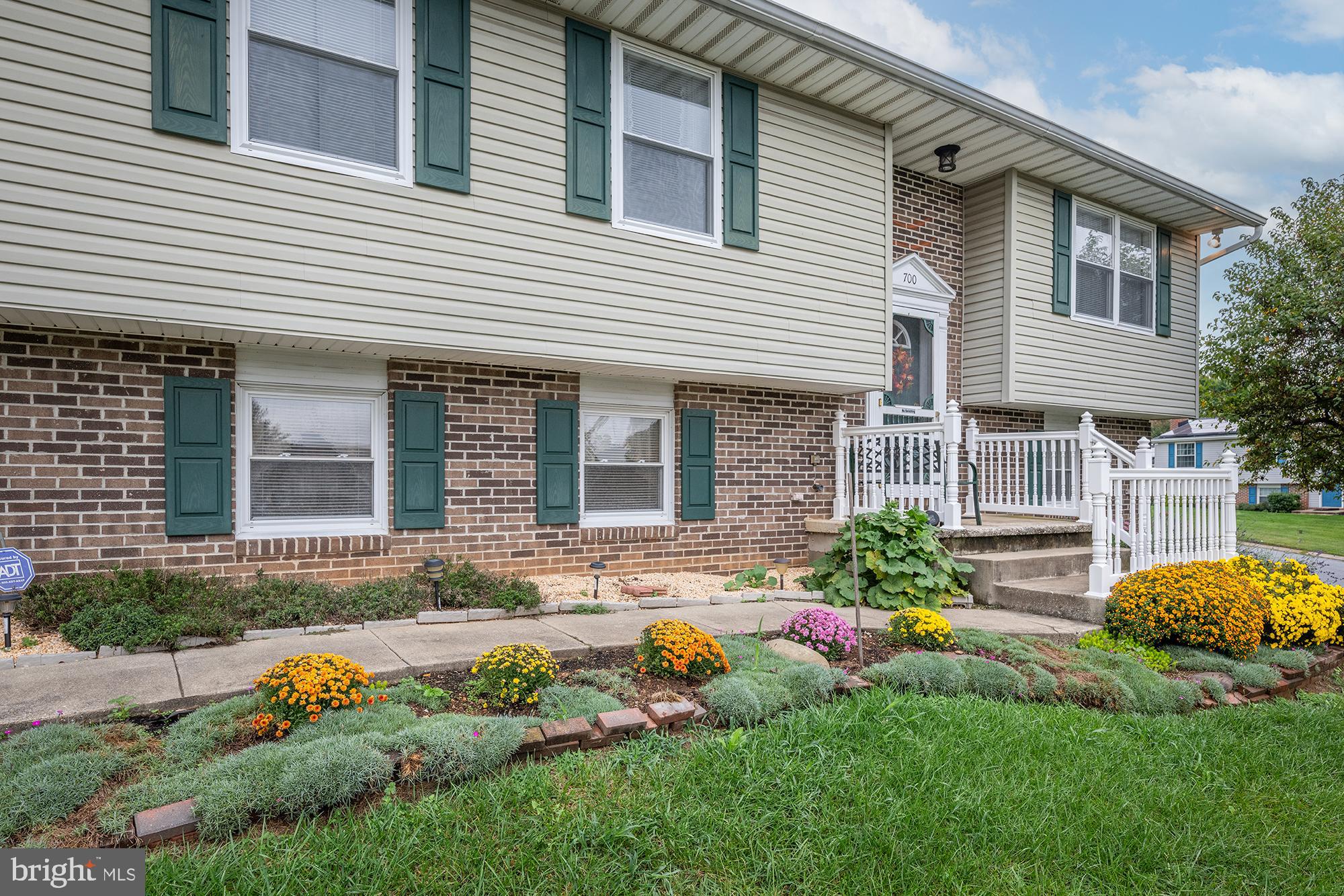 AUTUMN RIDGE - Residential