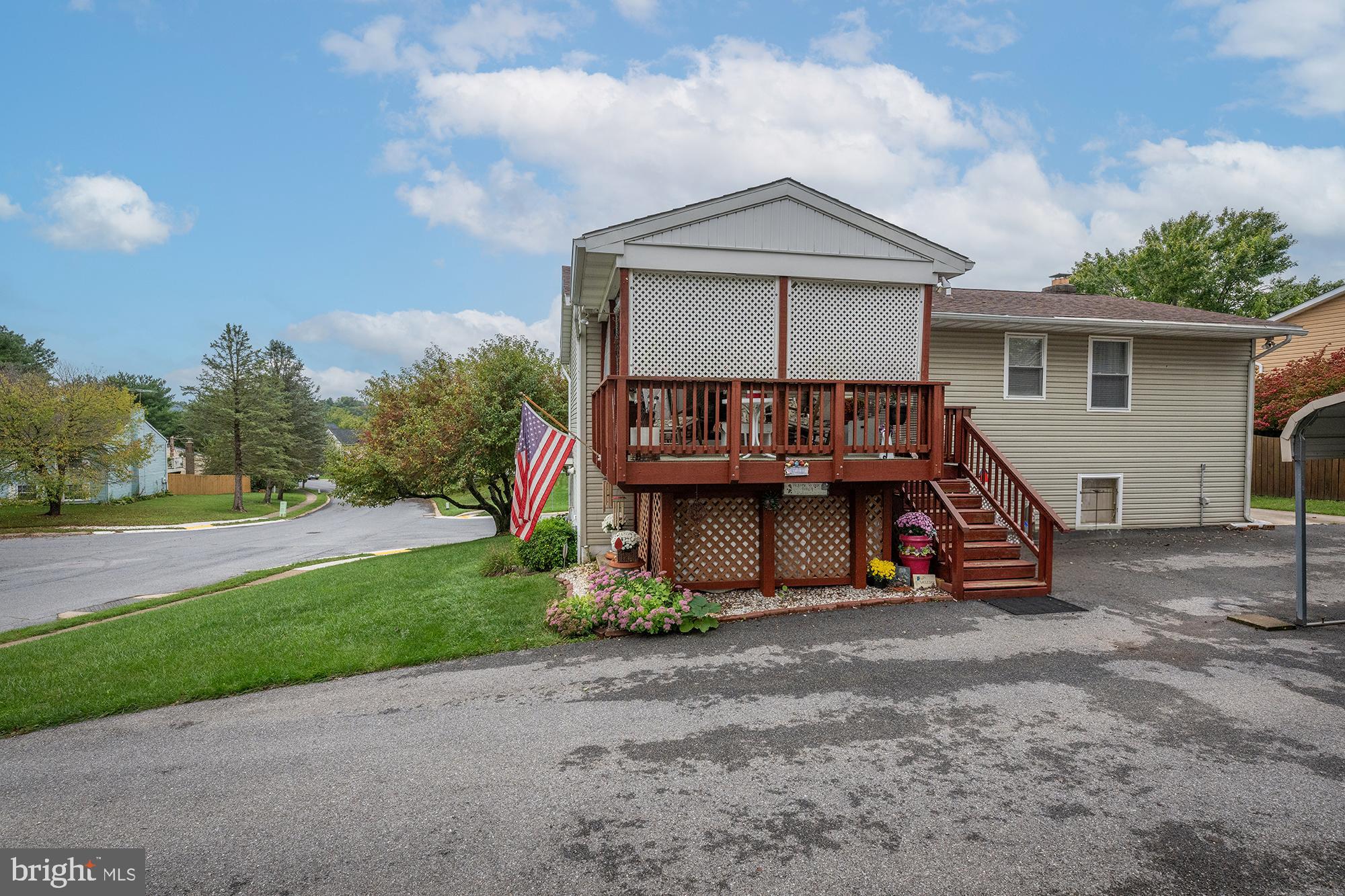 AUTUMN RIDGE - Residential