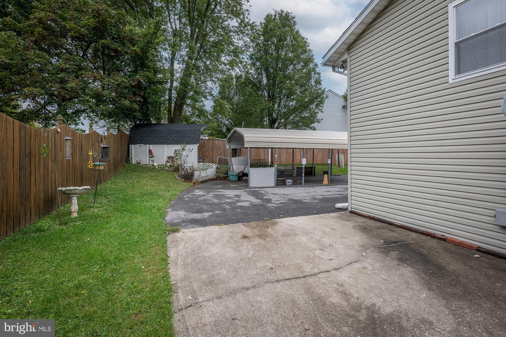 AUTUMN RIDGE - Residential