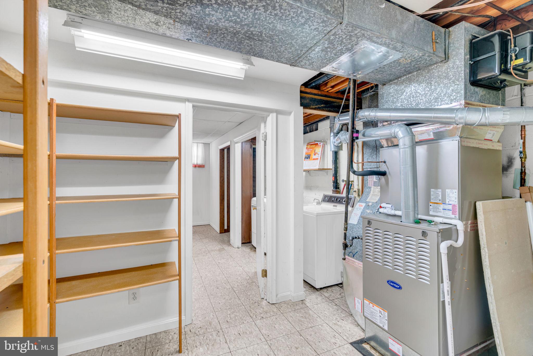 LAKEVALE ESTATES - Residential