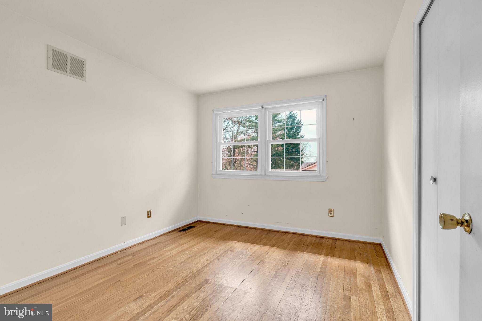 LAKEVALE ESTATES - Residential