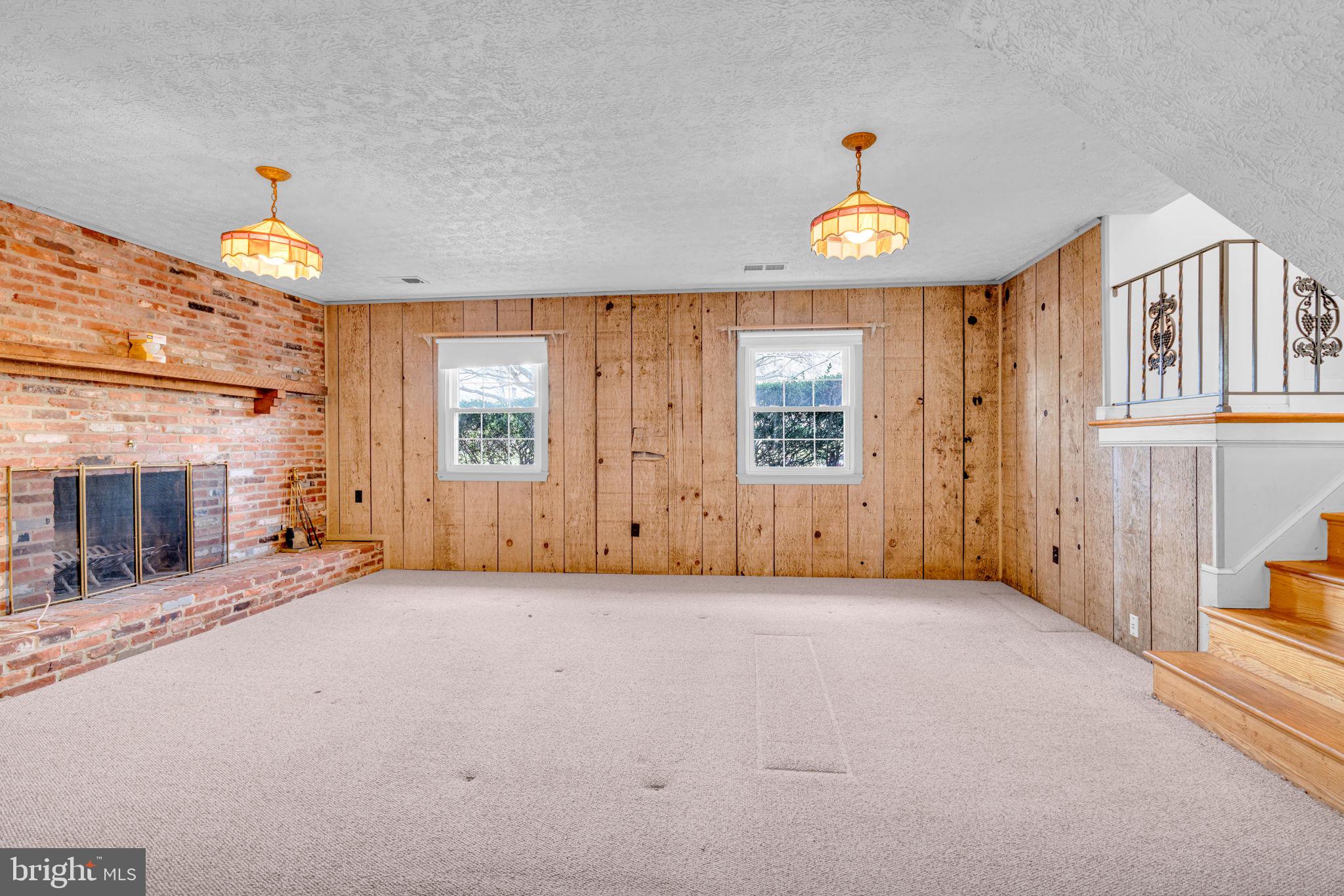 LAKEVALE ESTATES - Residential