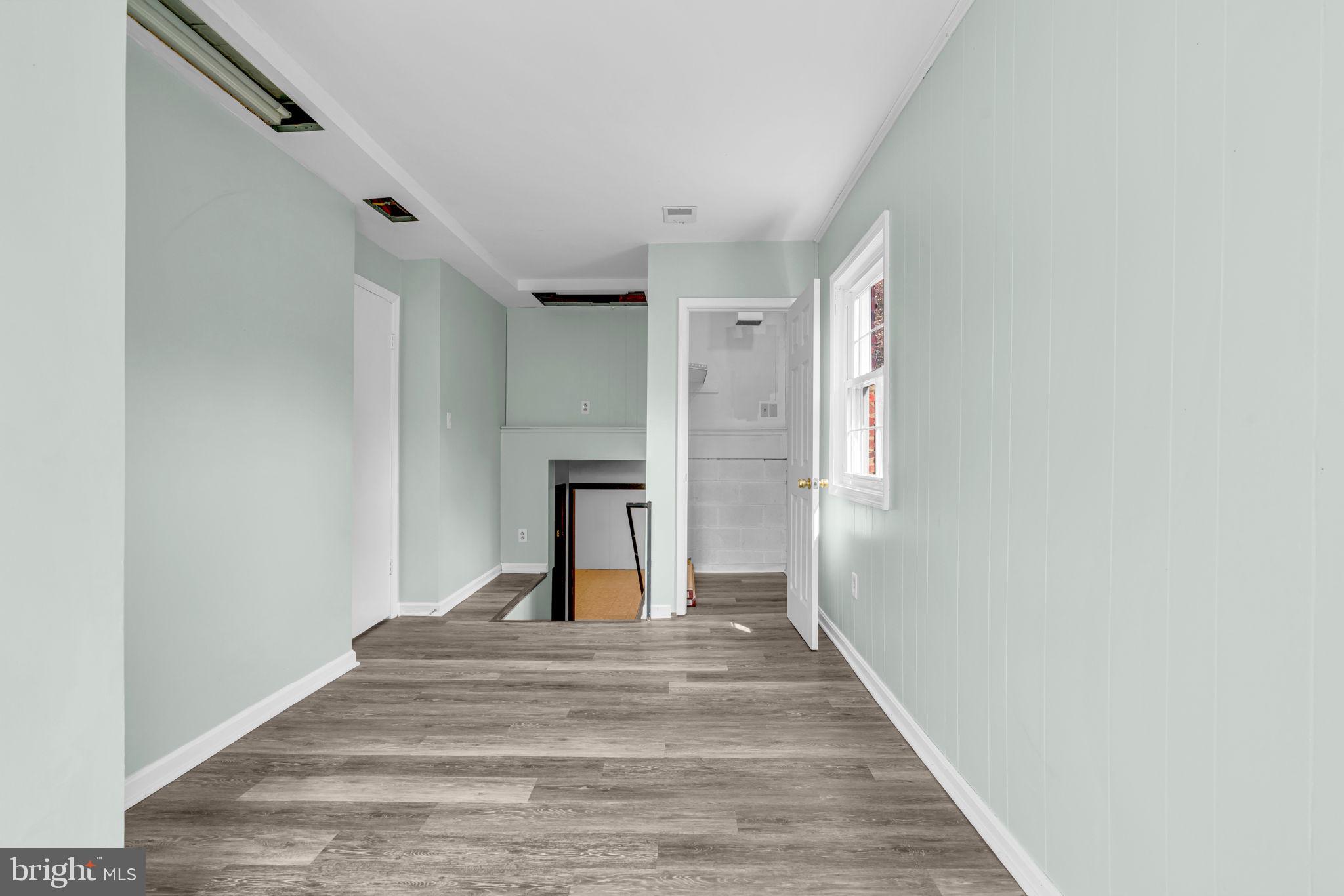 LAKEVALE ESTATES - Residential