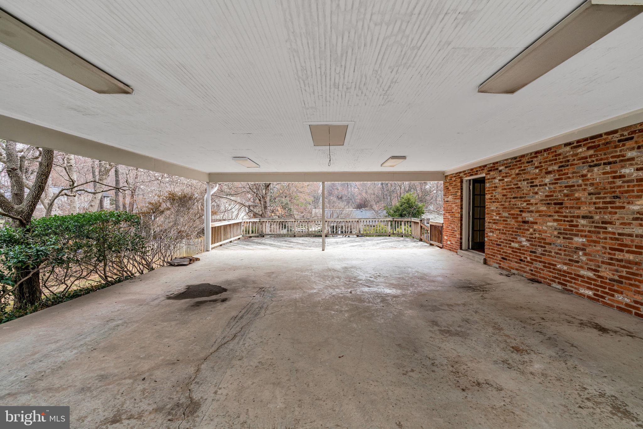 LAKEVALE ESTATES - Residential