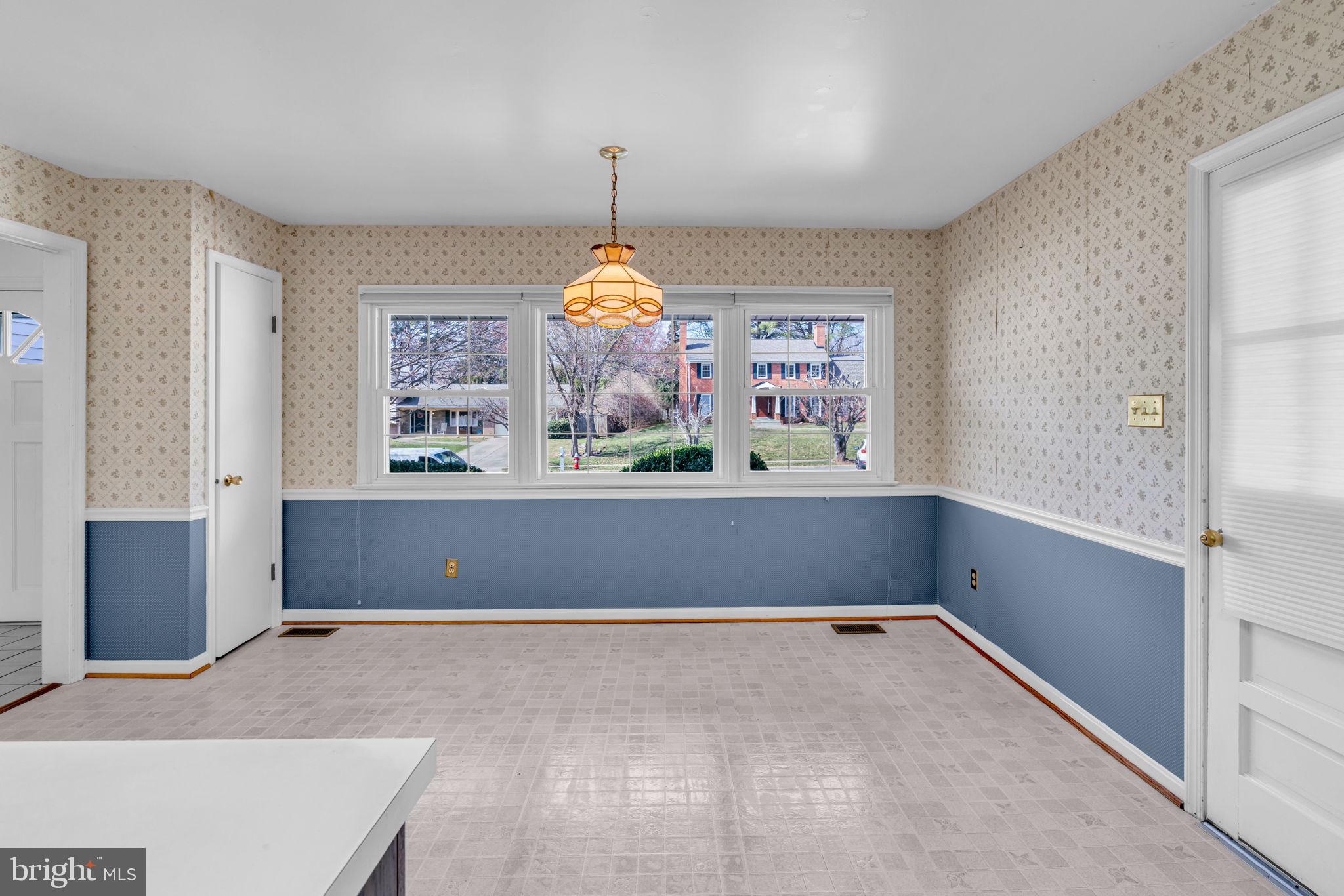 LAKEVALE ESTATES - Residential