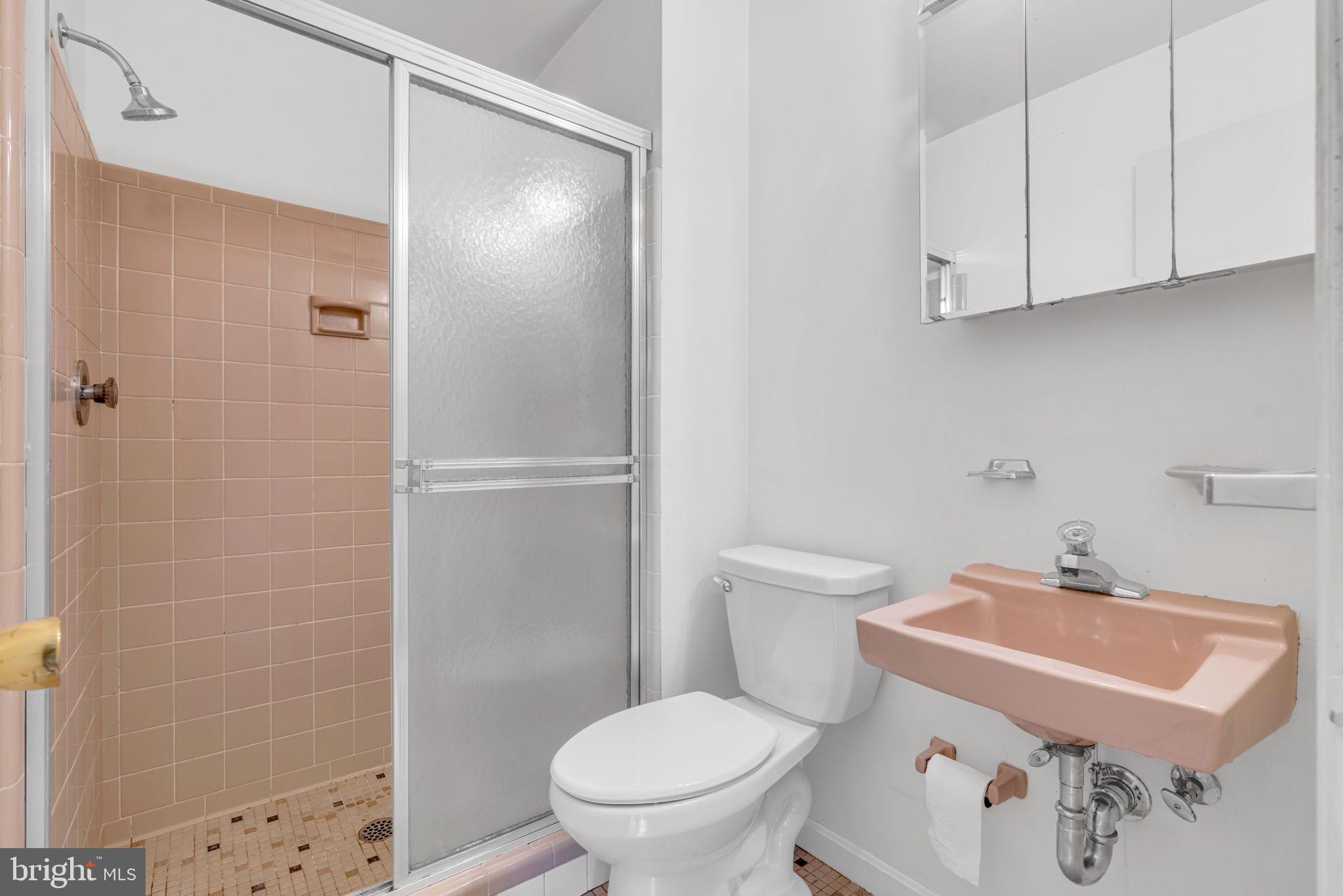 LAKEVALE ESTATES - Residential