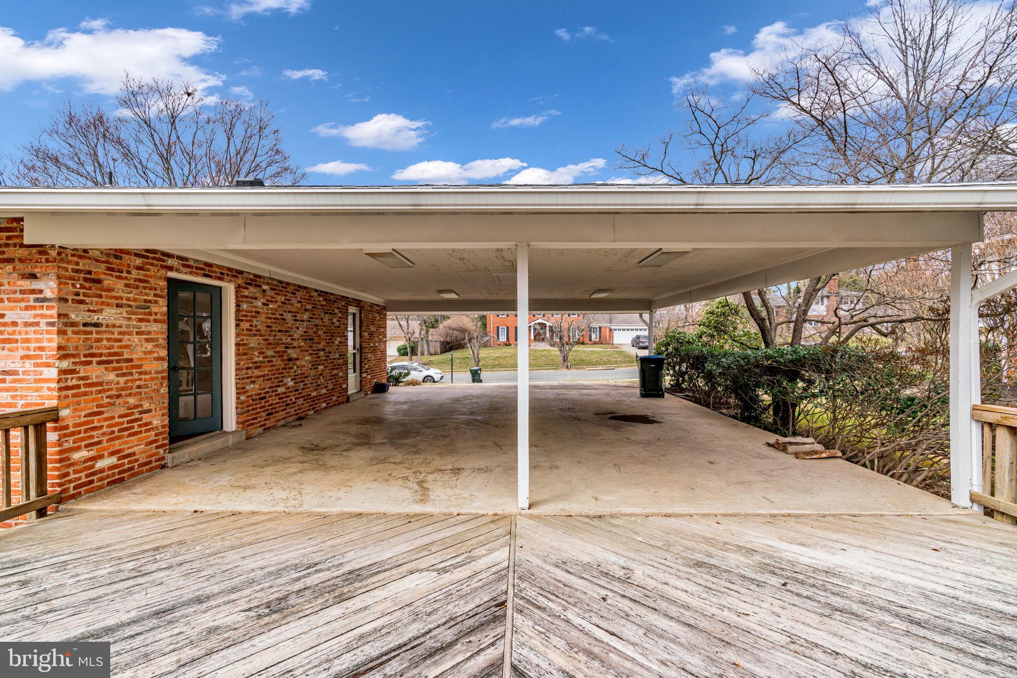 LAKEVALE ESTATES - Residential